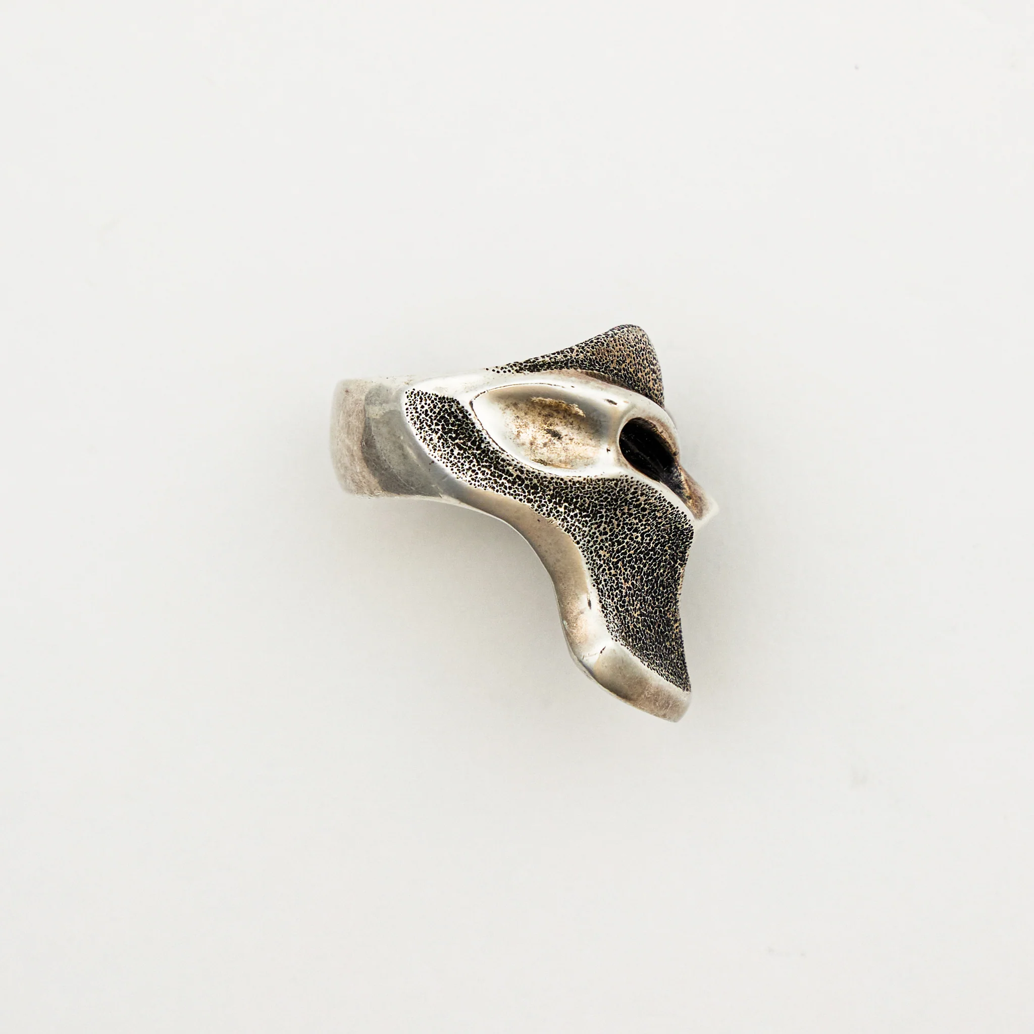 .925 Textured Stealth Blade Puncher Ring - Size 12.5 - Image 4