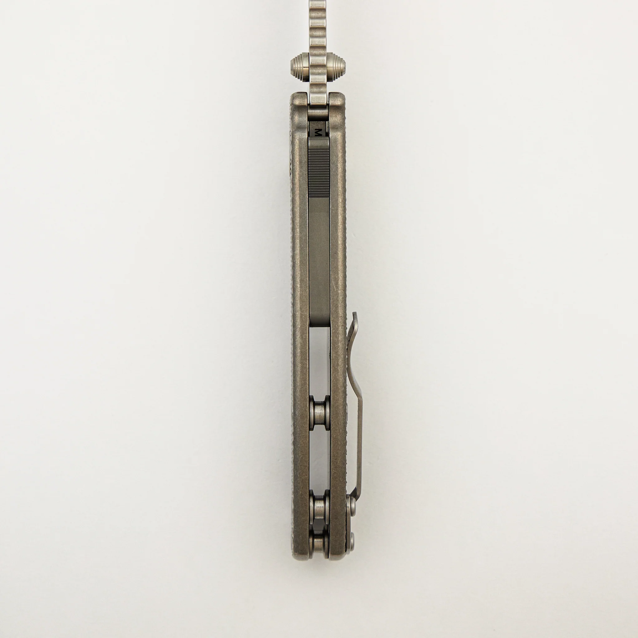 AD20 - Textured Titanium Handle - MagnaCut Blade - Image 7