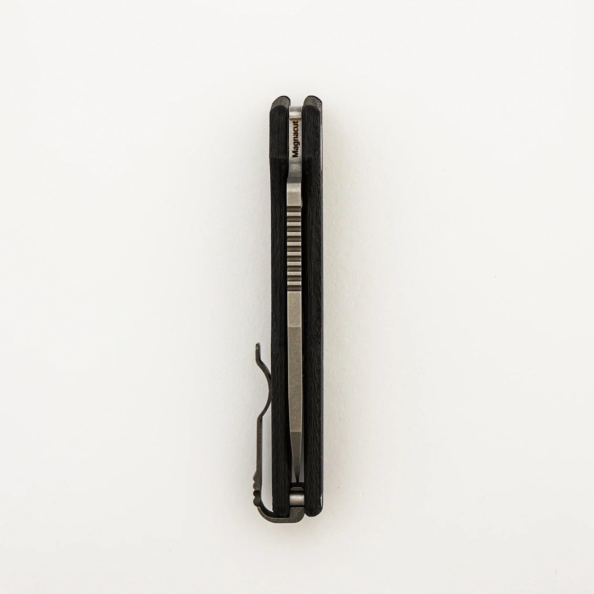 AD22 - MagnaCut Blade - Carbon Fiber Handle - Image 5