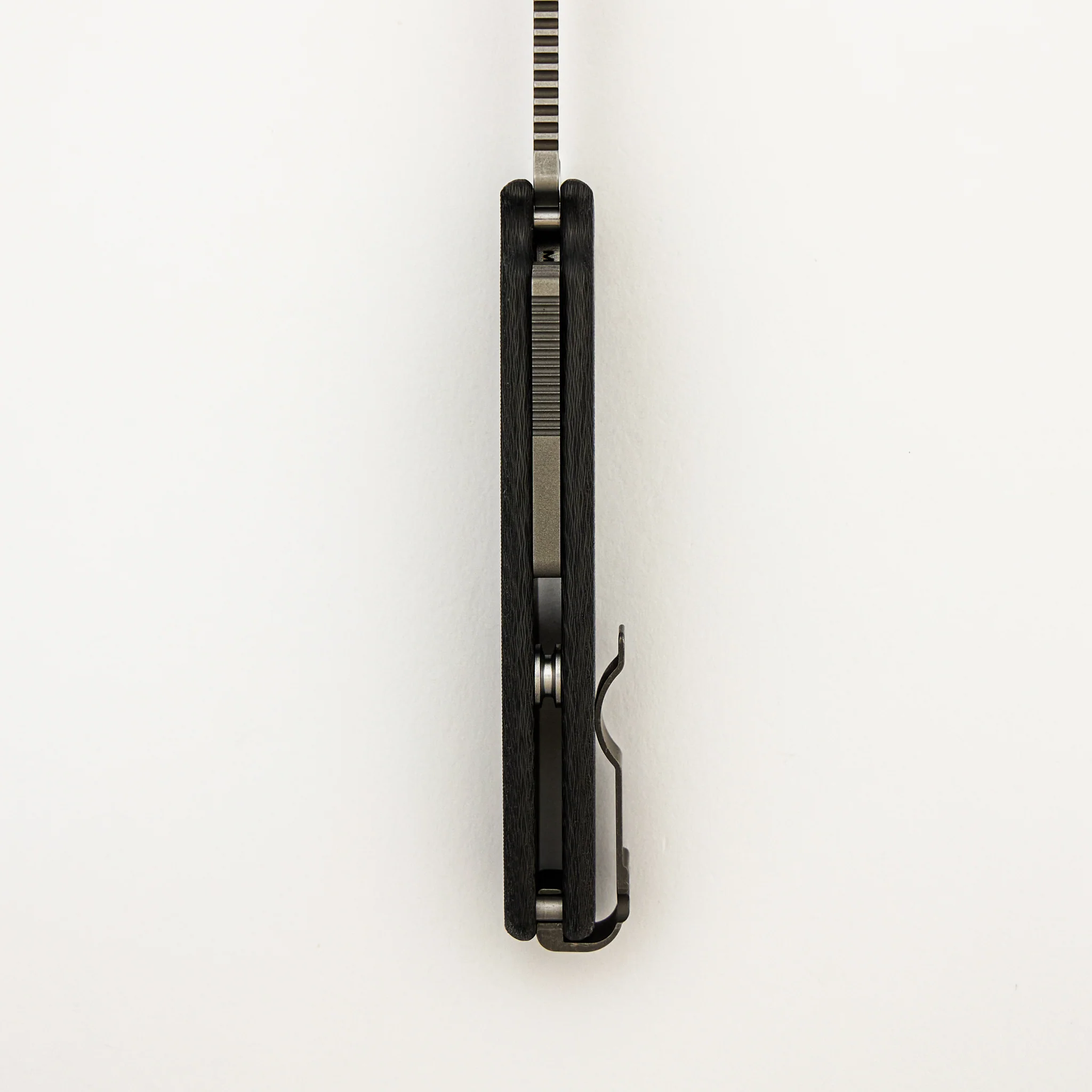 AD22 - MagnaCut Blade - Carbon Fiber Handle - Image 7