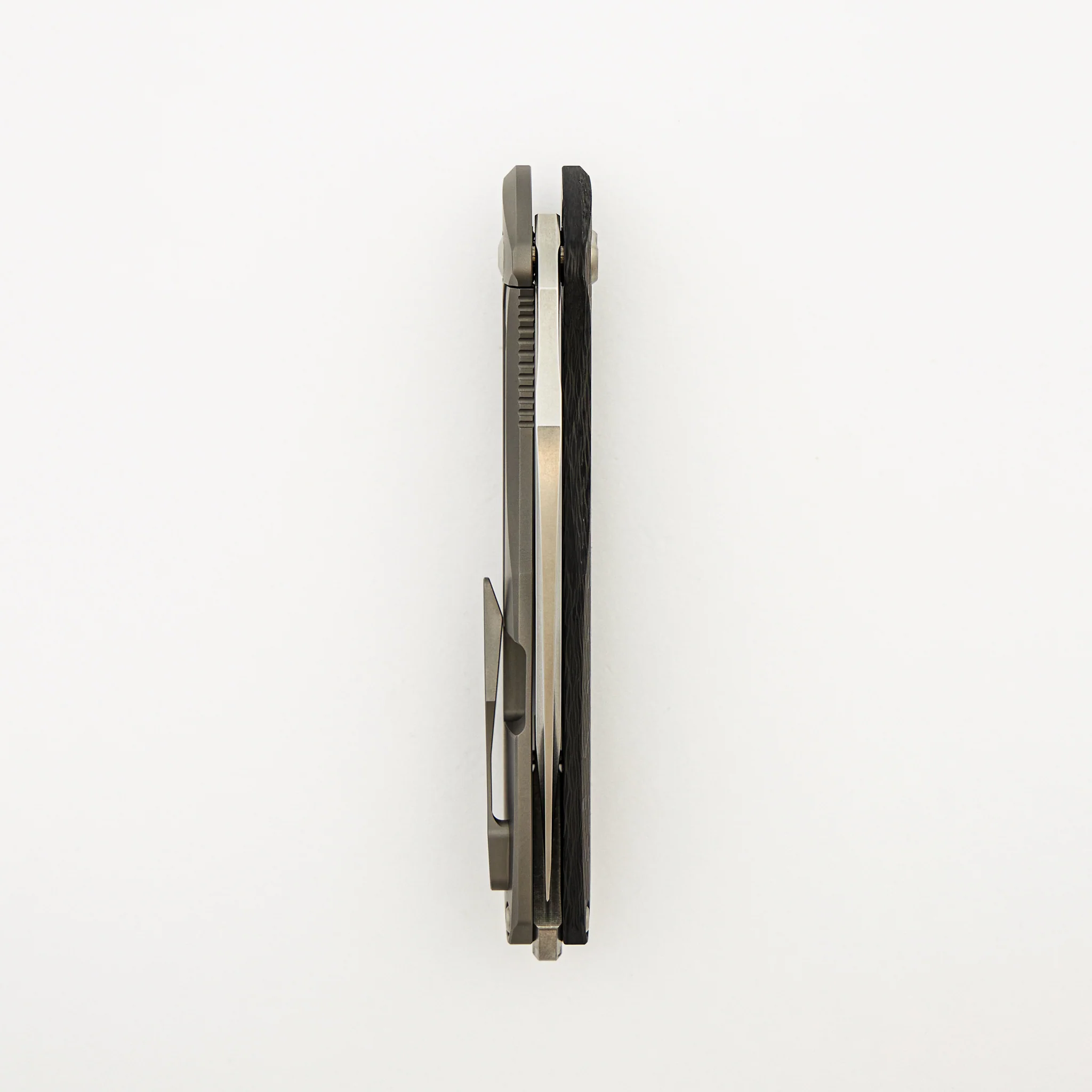 Arius - Brightwashed W/ Polished Flats M390 Blade - Smooth Carbon Fiber Handle - Image 5