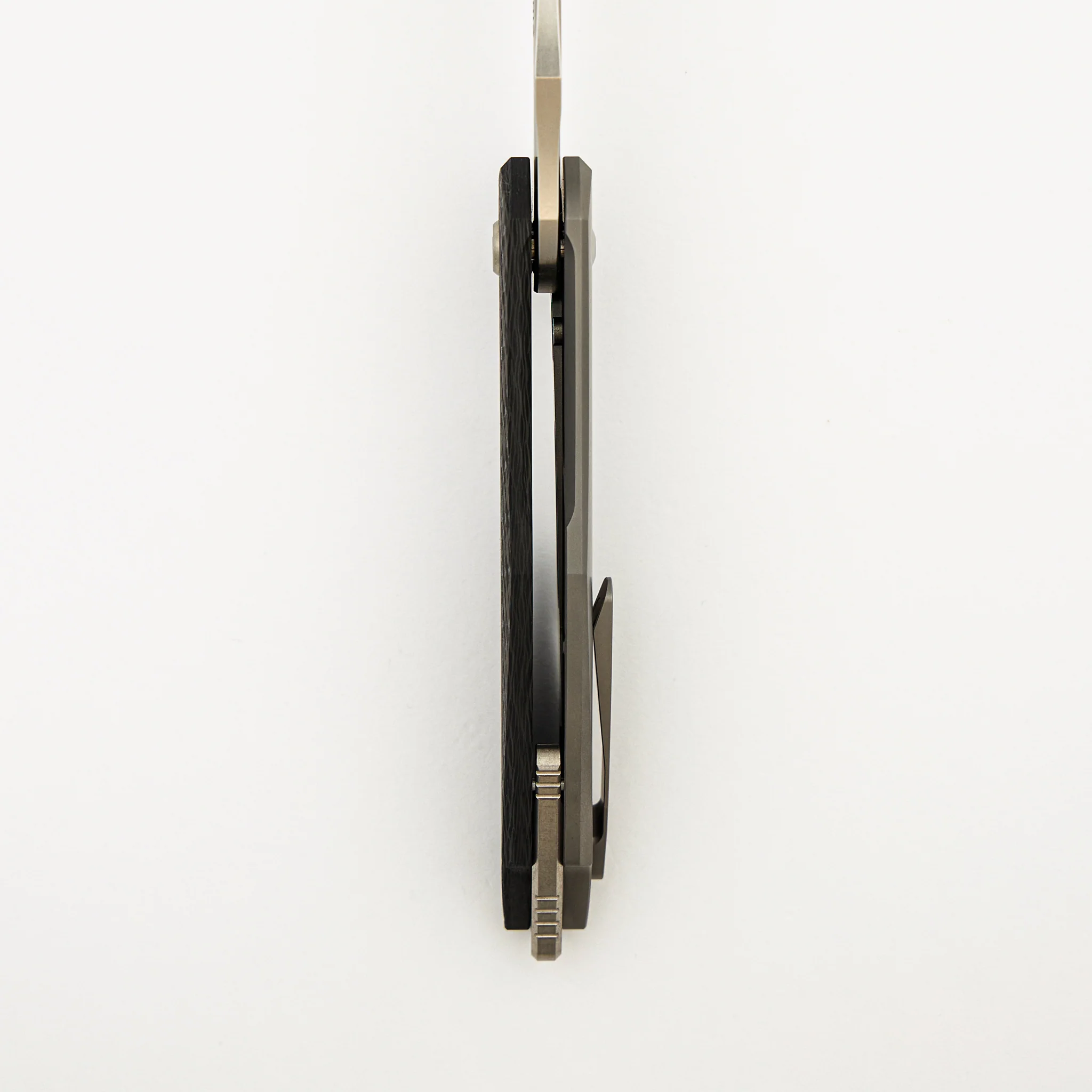 Arius - Brightwashed W/ Polished Flats M390 Blade - Smooth Carbon Fiber Handle - Image 7