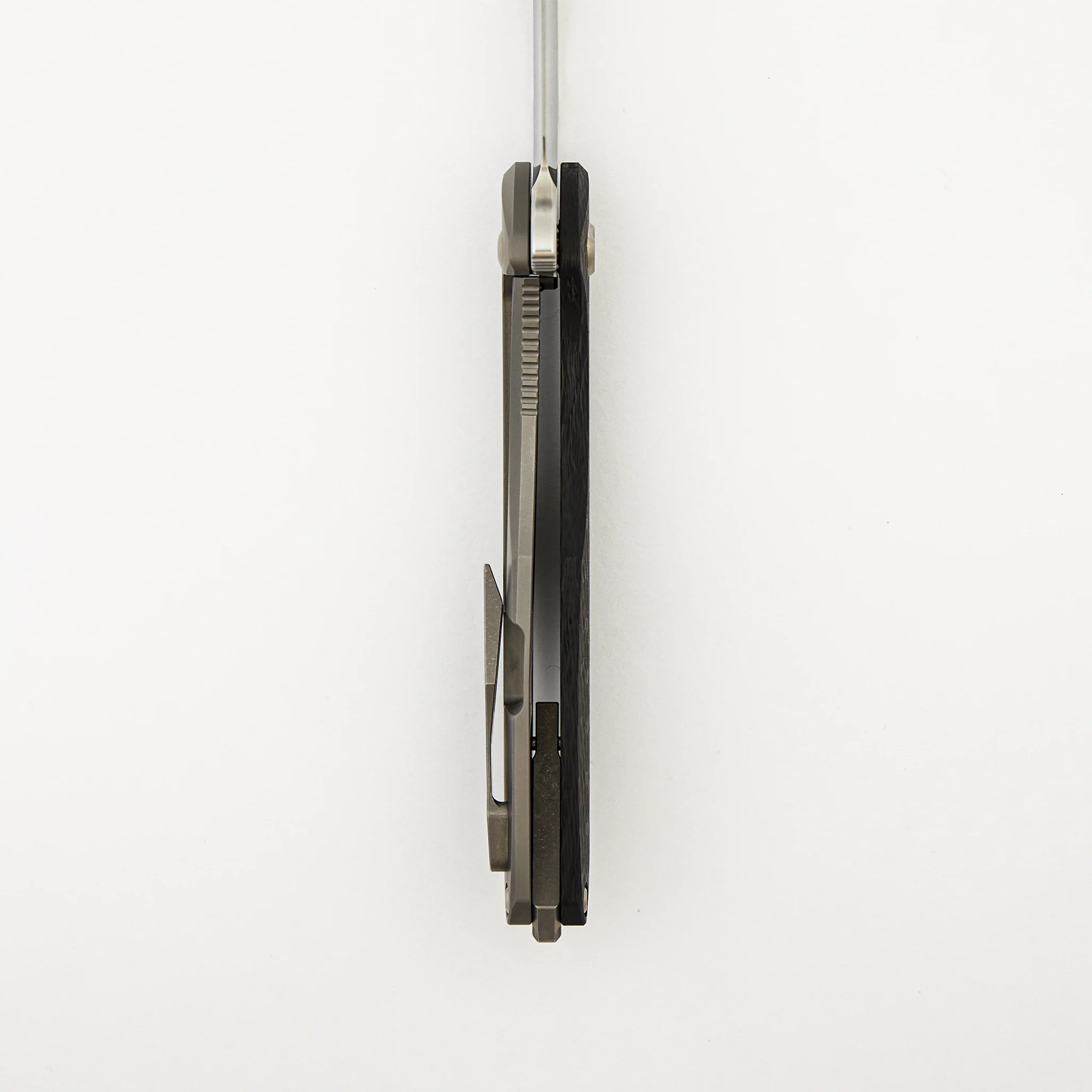 Arius - Titanium/Smooth Carbon Fiber Handle - Brightwashed W/ Polished Flats M390 Blade - Image 6