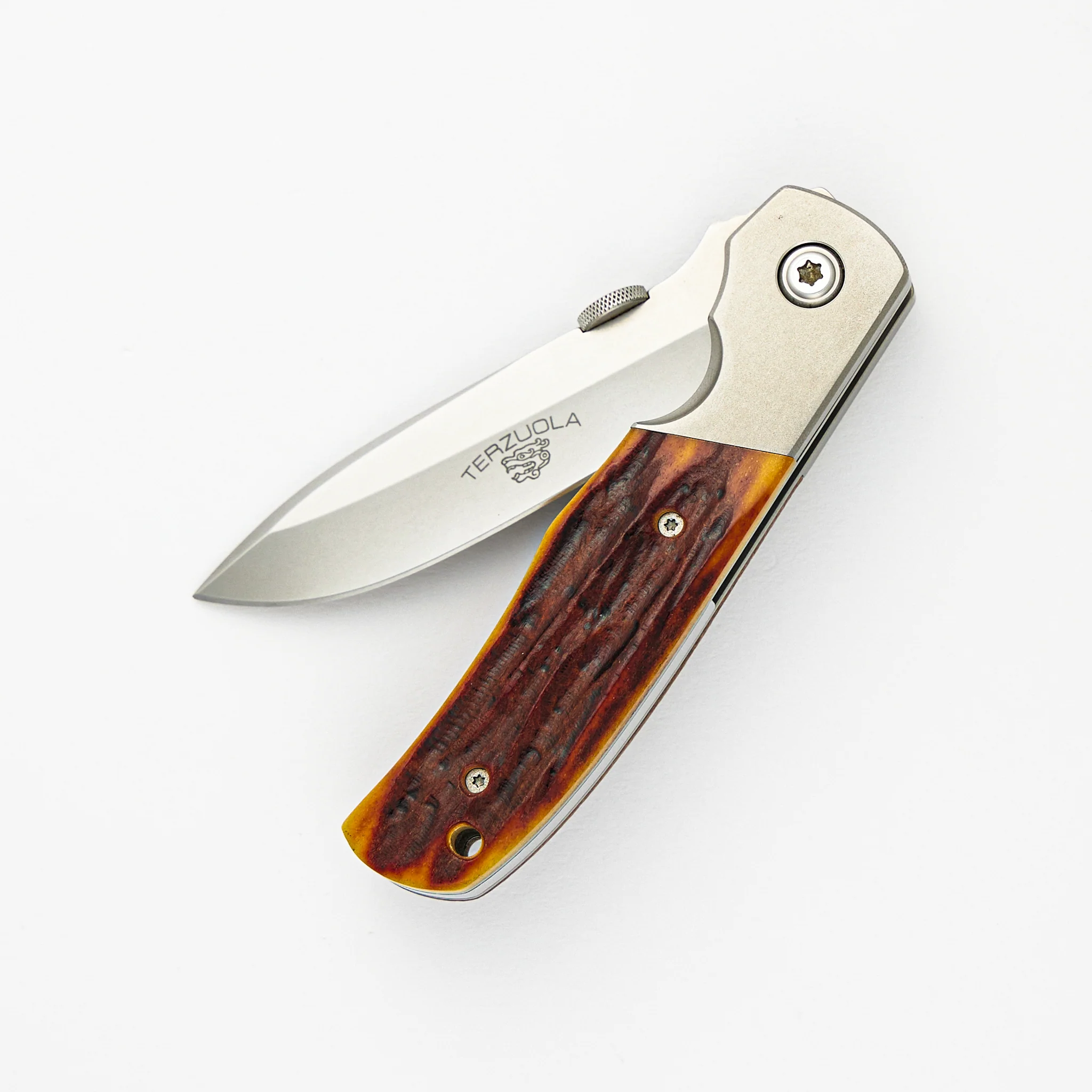 Model 7 - Image 3
