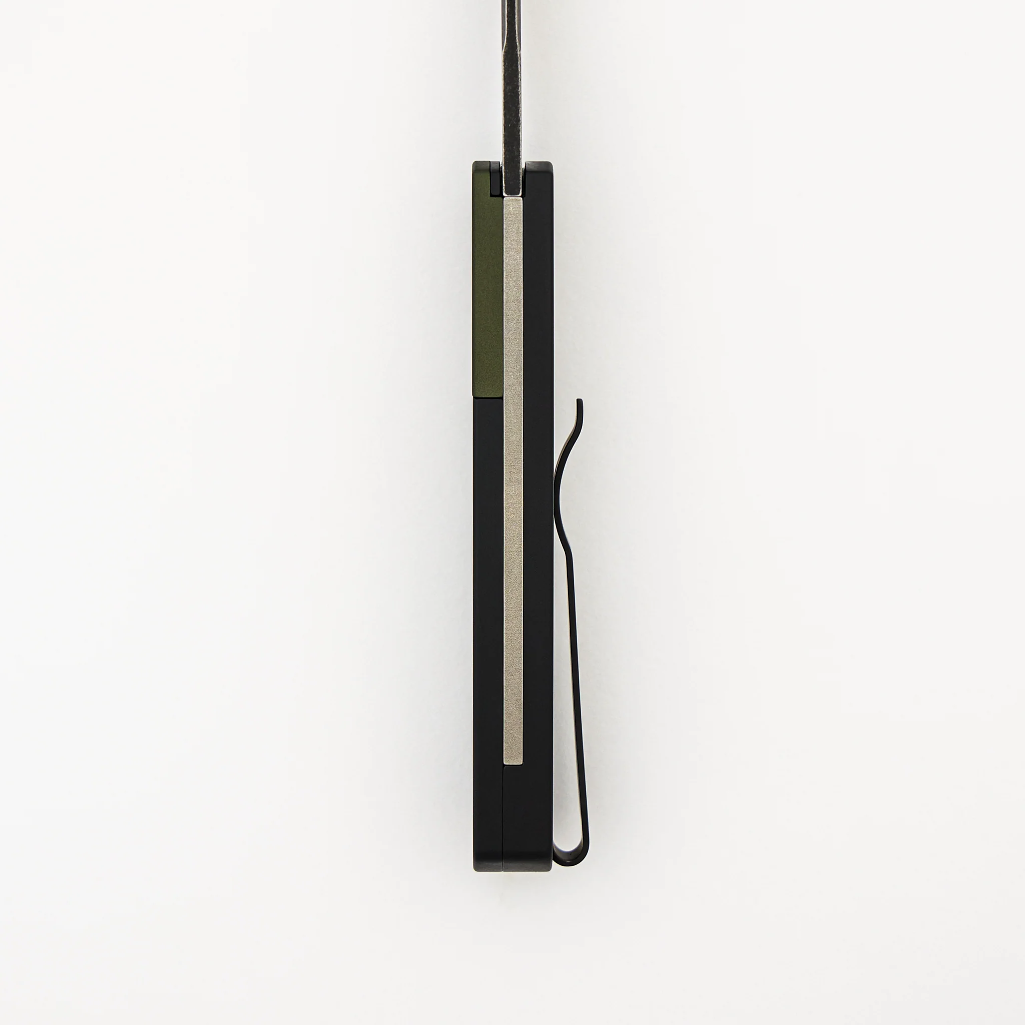 BR-1.7 "Whiskers" Design LTD-GREEN DLCW - Black Handle - Green Textured Bolster - 154CM Blade - Image 7