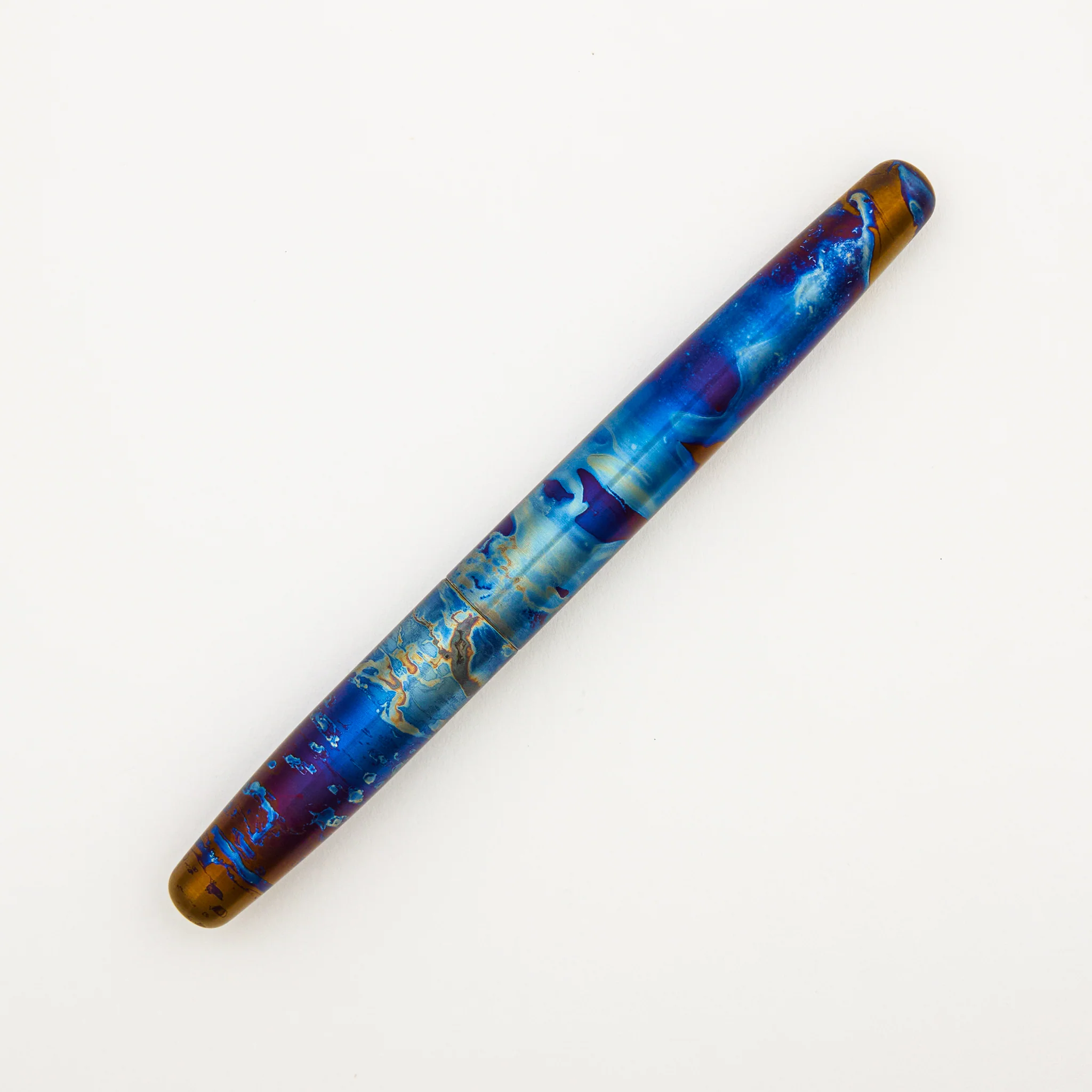Chonk Fountain Pen - Titanium - Fade Flamed - Image 3