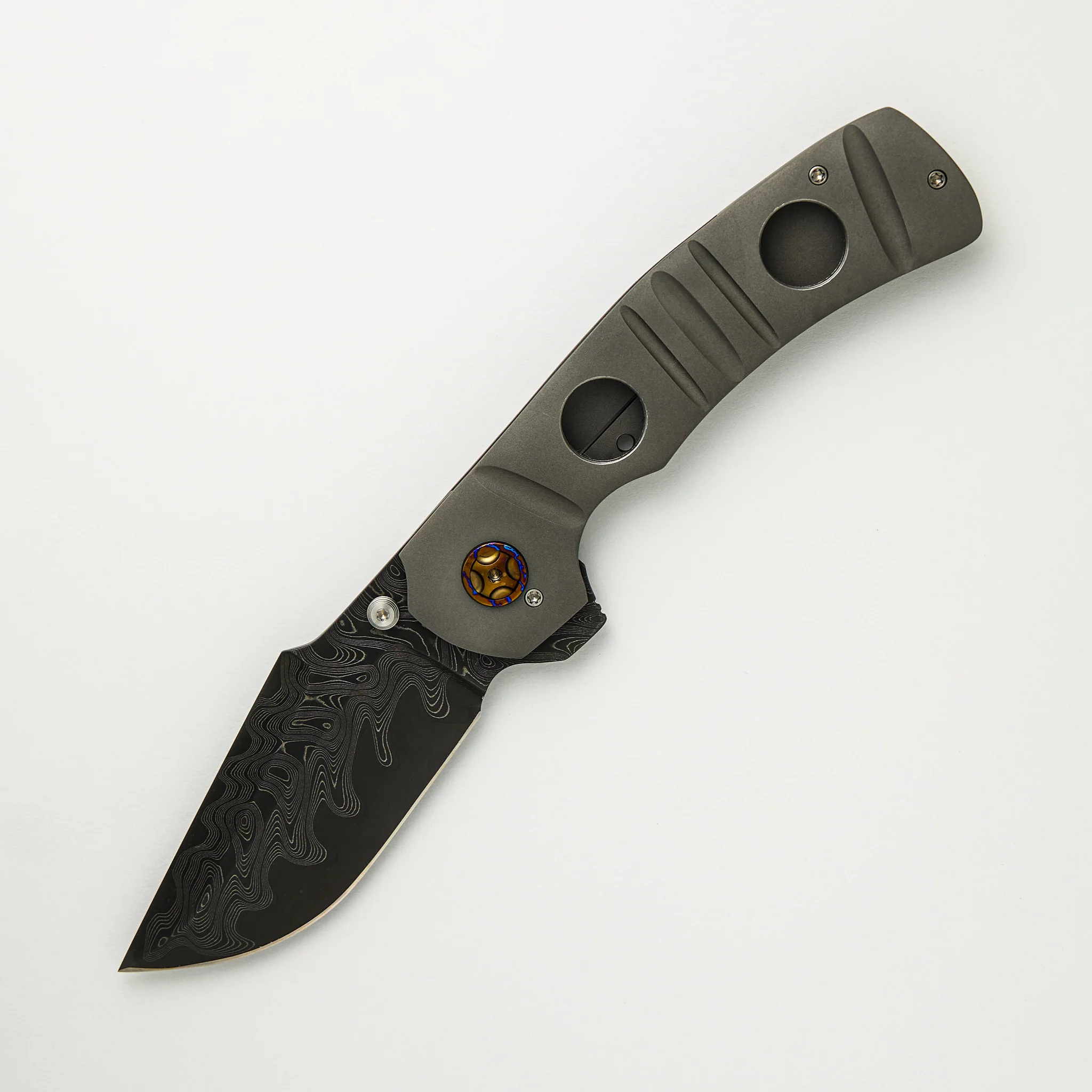 DS-32 Framelock