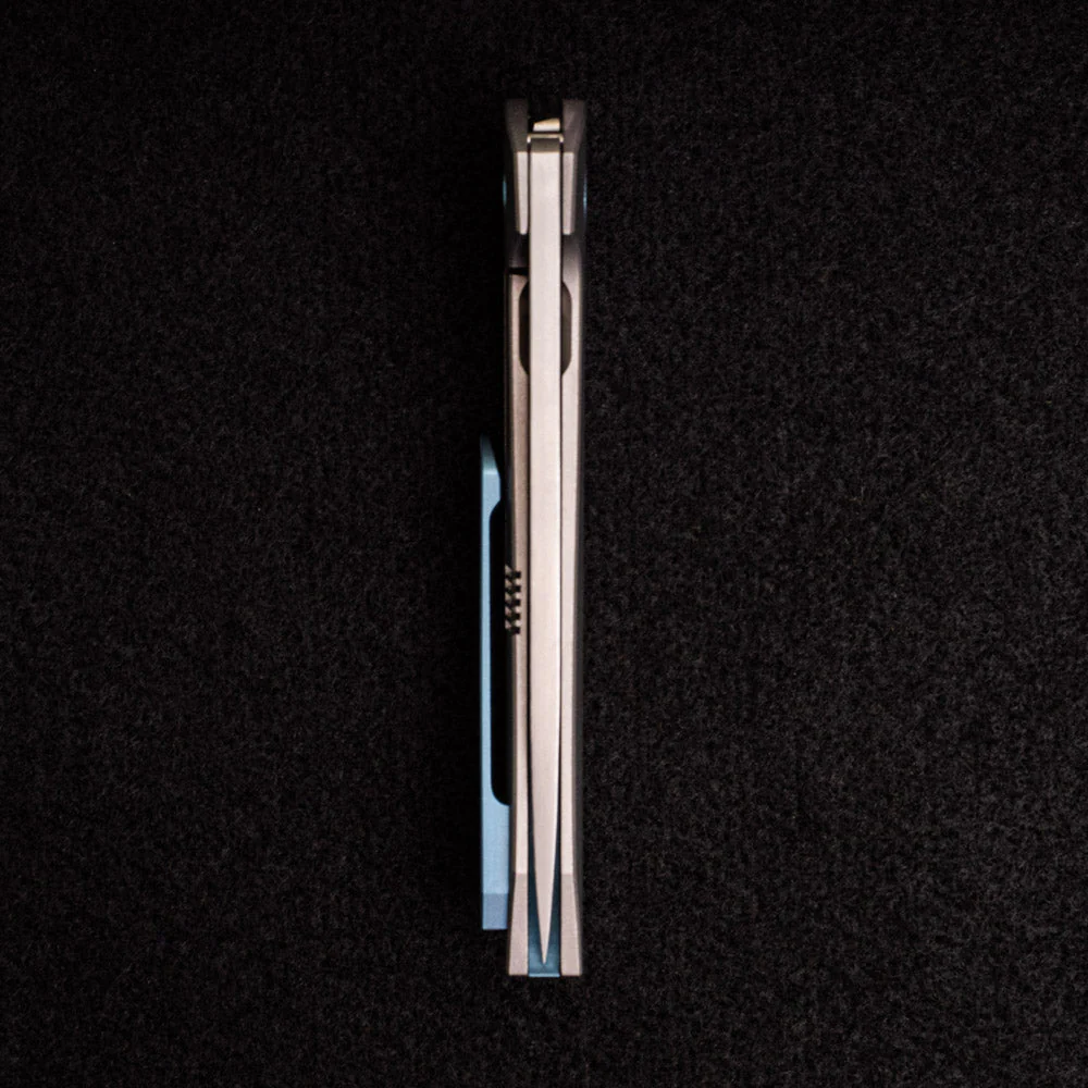 Model T – M390 BLADE W- SATIN FLATS – TI W- LIGHT BLUE - Image 6