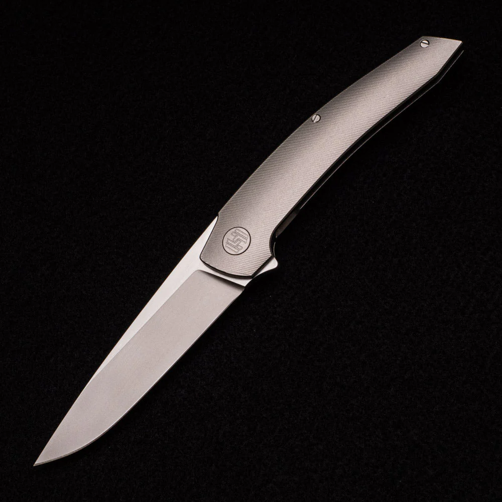 Model T – M390 BLADE W- SATIN FLATS – TI W- SILVER