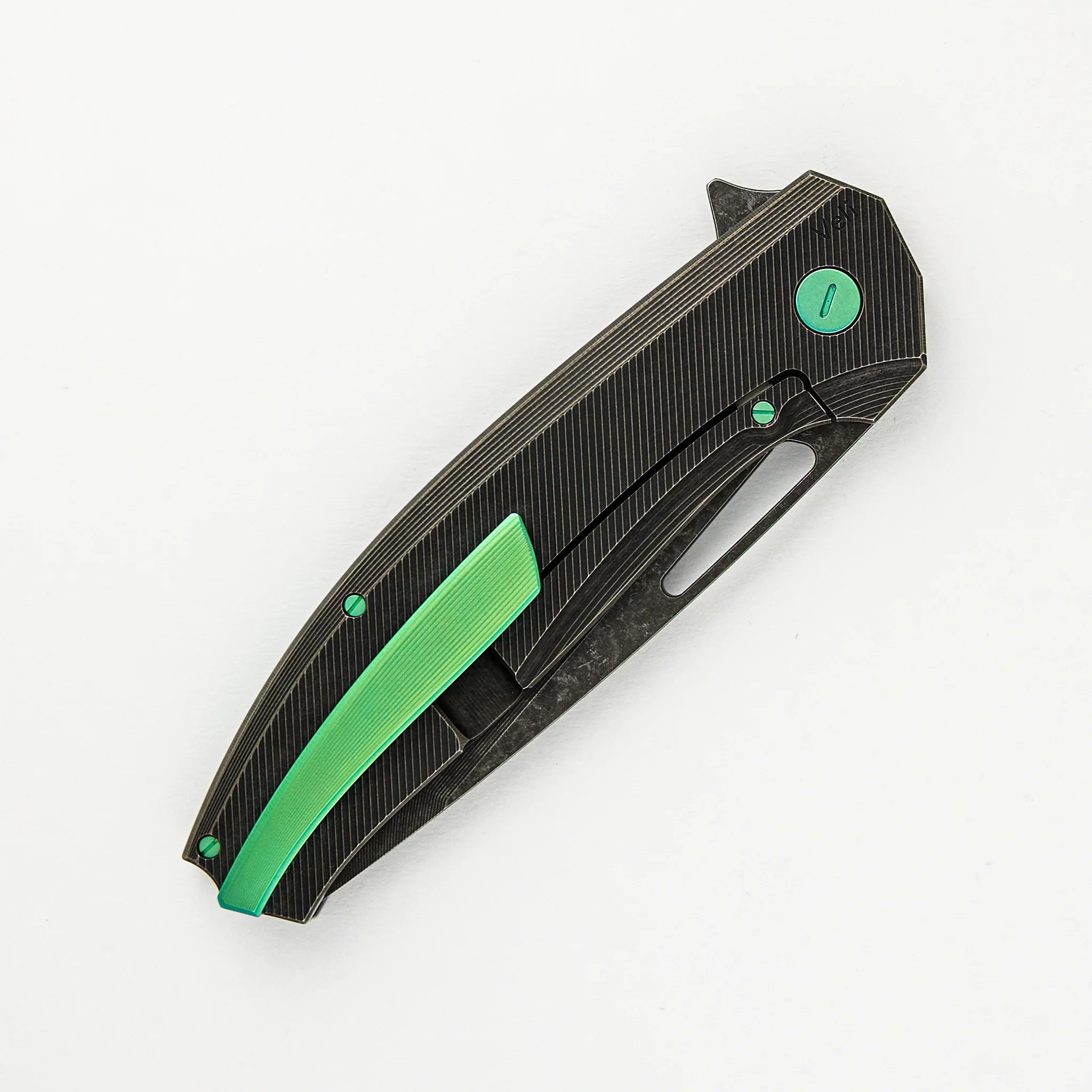 Veli – Dark Stonewashed Textured Titanium Handle – RWL-34 Blade – Green Titanium Hardware - Image 4