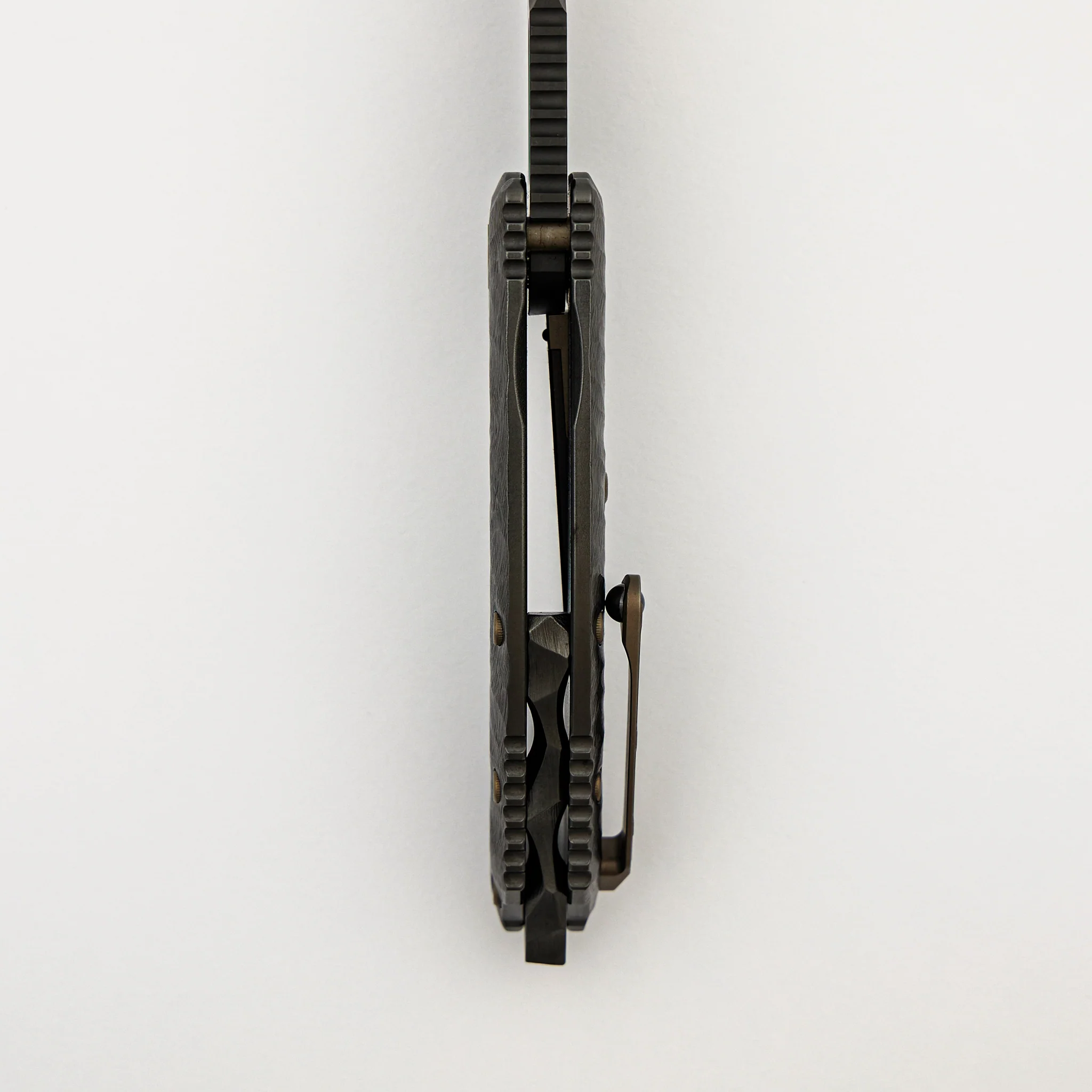 John Gray Collaboration Medusa Manual - Tanto DLC Blade - Rockec DLC Chassis - Bronze Hardware - S/N 004 - Image 7