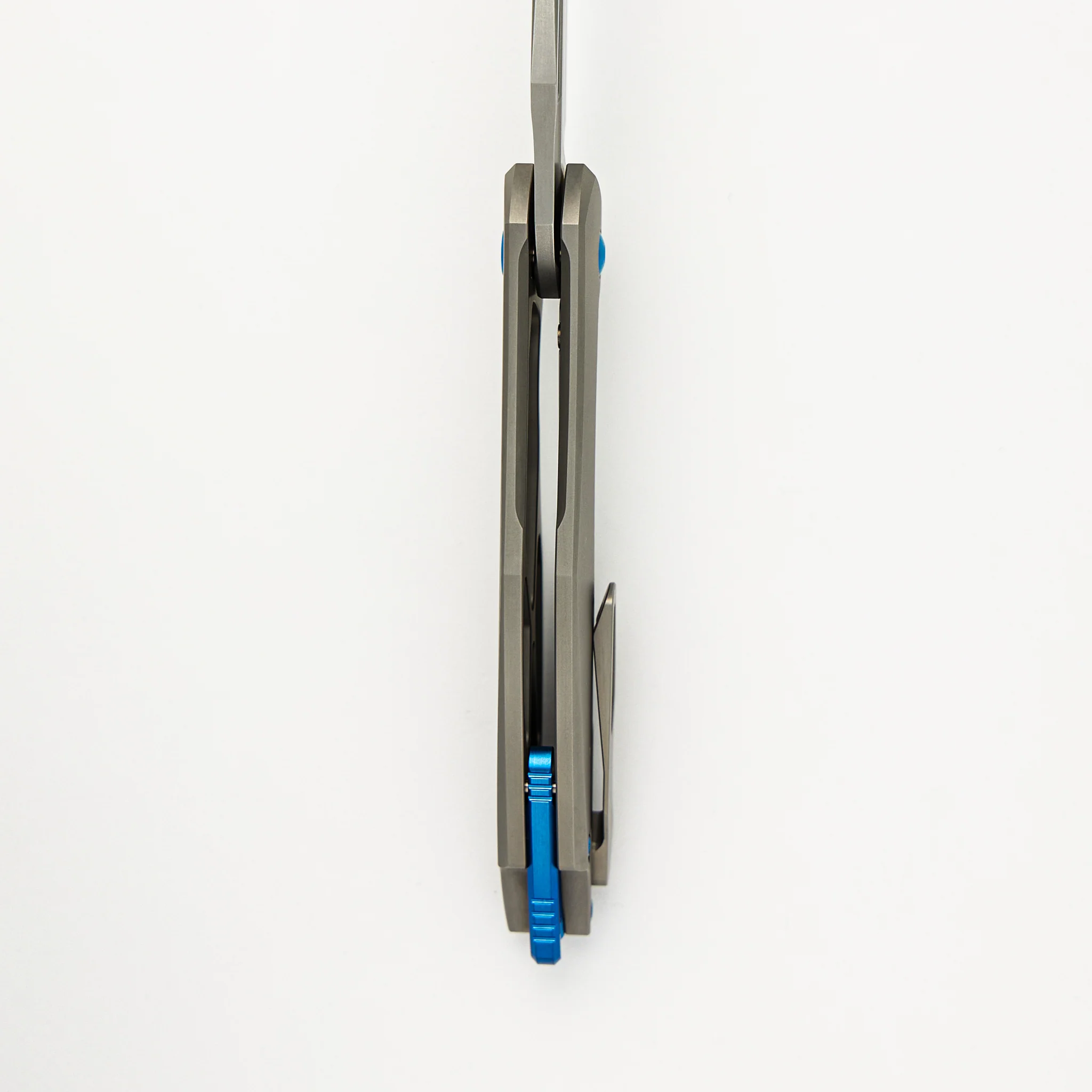 Arius - Pinstripe Titanium Handle - Blue Hardware - Burnished W/ Polished Flats M390 Blade - Image 7