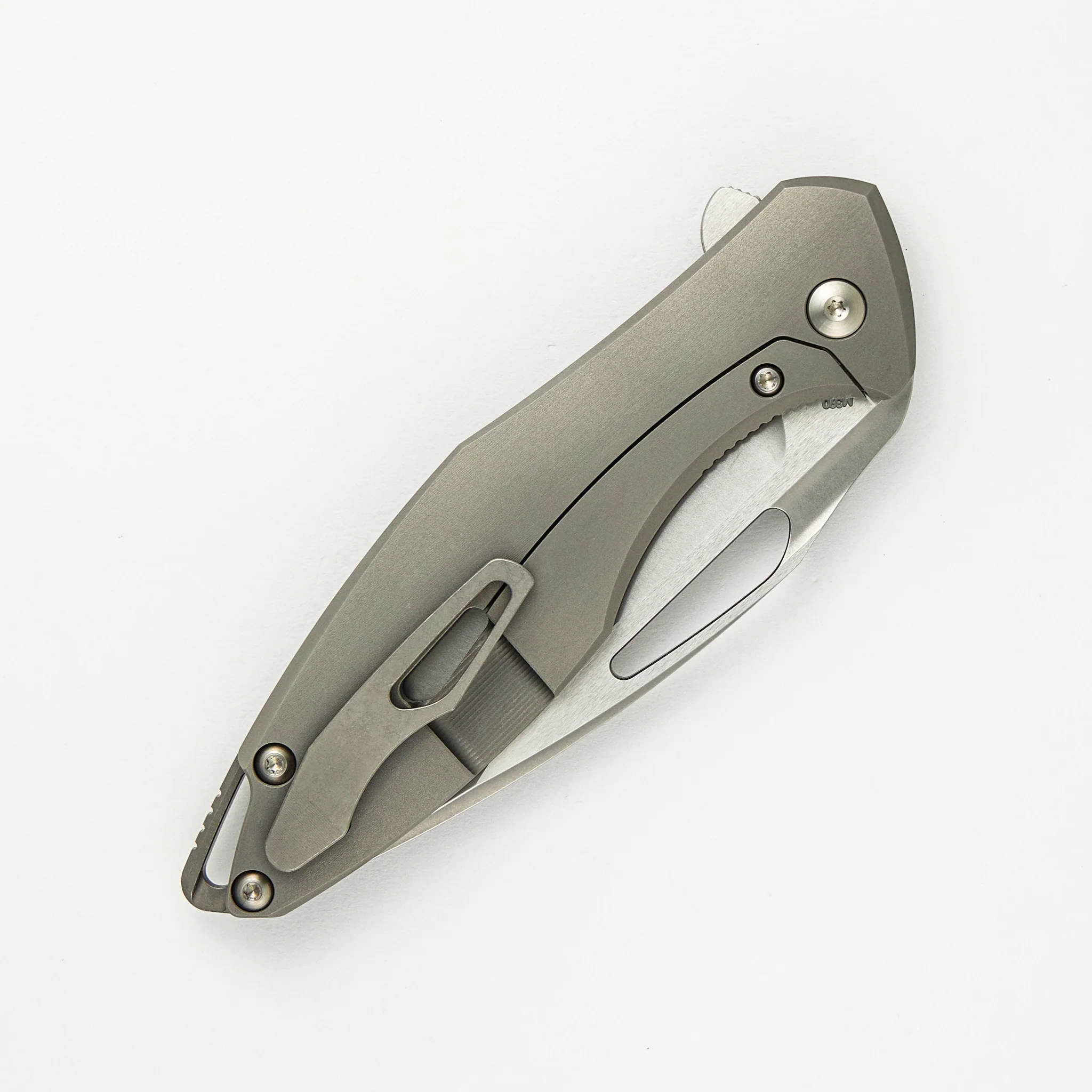 Arius - Titanium/Smooth Carbon Fiber Handle - Burnished W Polished Flats M390 Blade - Image 4