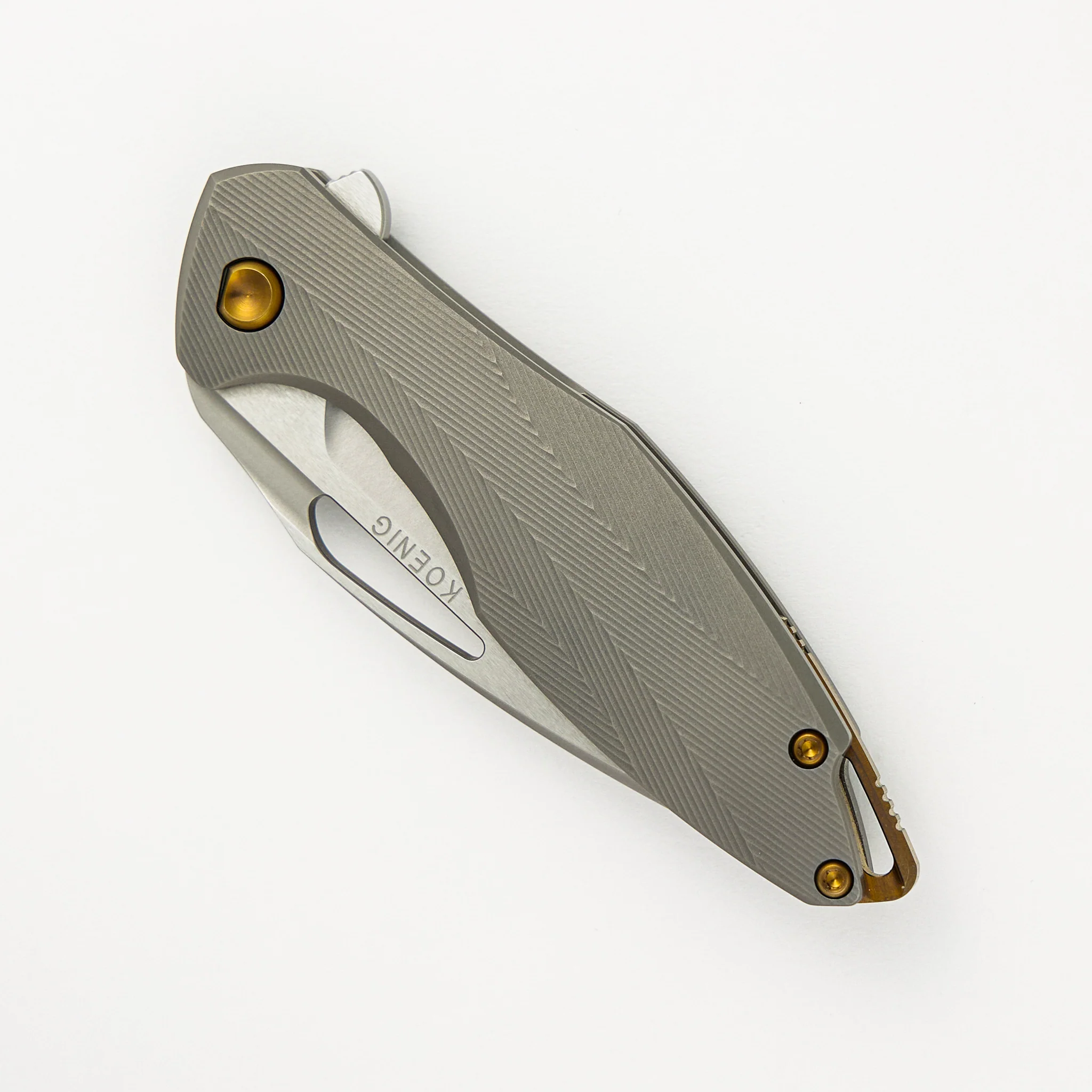 Mini Arius - Burnished W/ Polished Flats M390 Blade - Patterned Ti Handle - Image 3