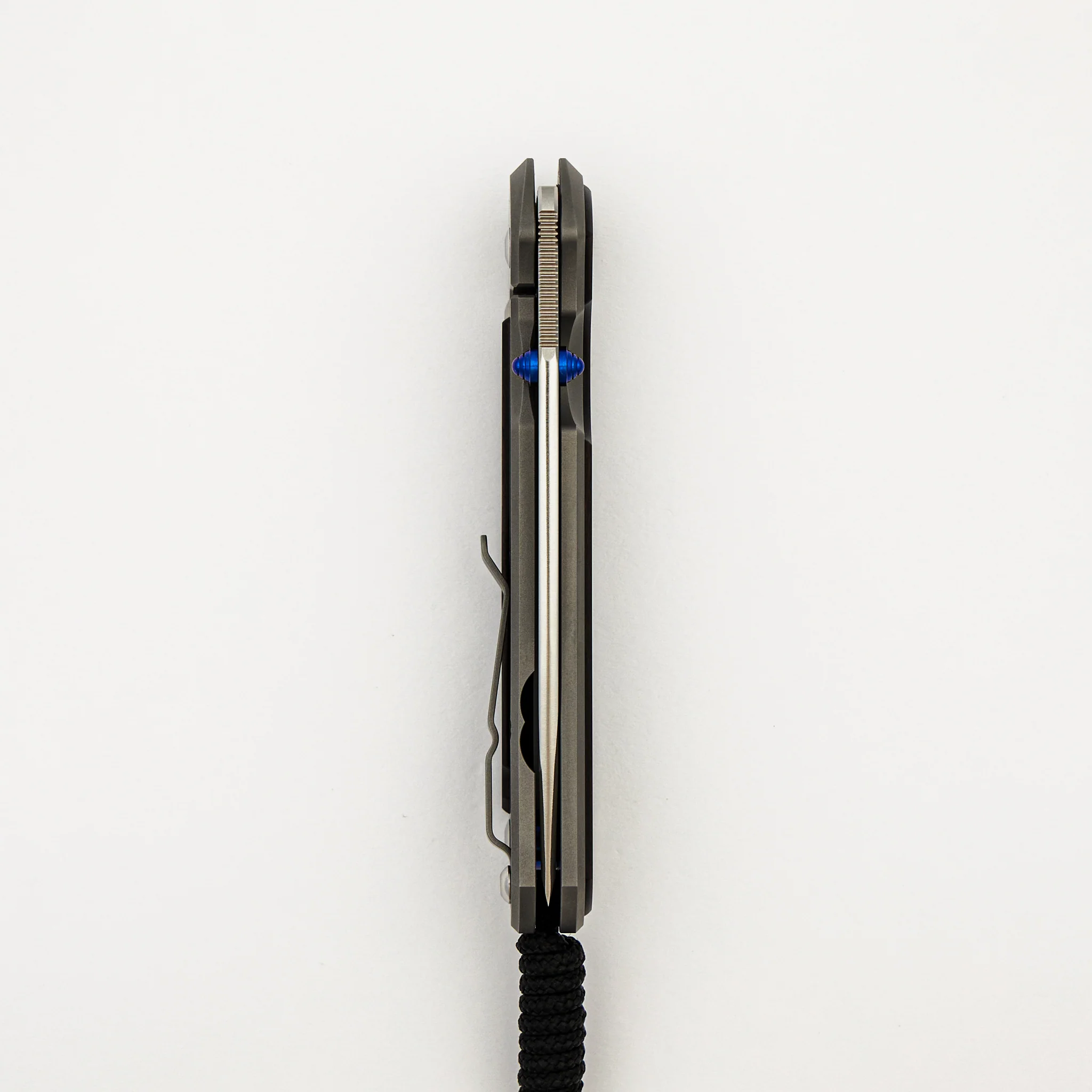 Large Sebenza 31 - Macassar Ebony Inlay - Tanto CPM MagnaCut Blade - Blue Double Thumb Lugs - Image 5