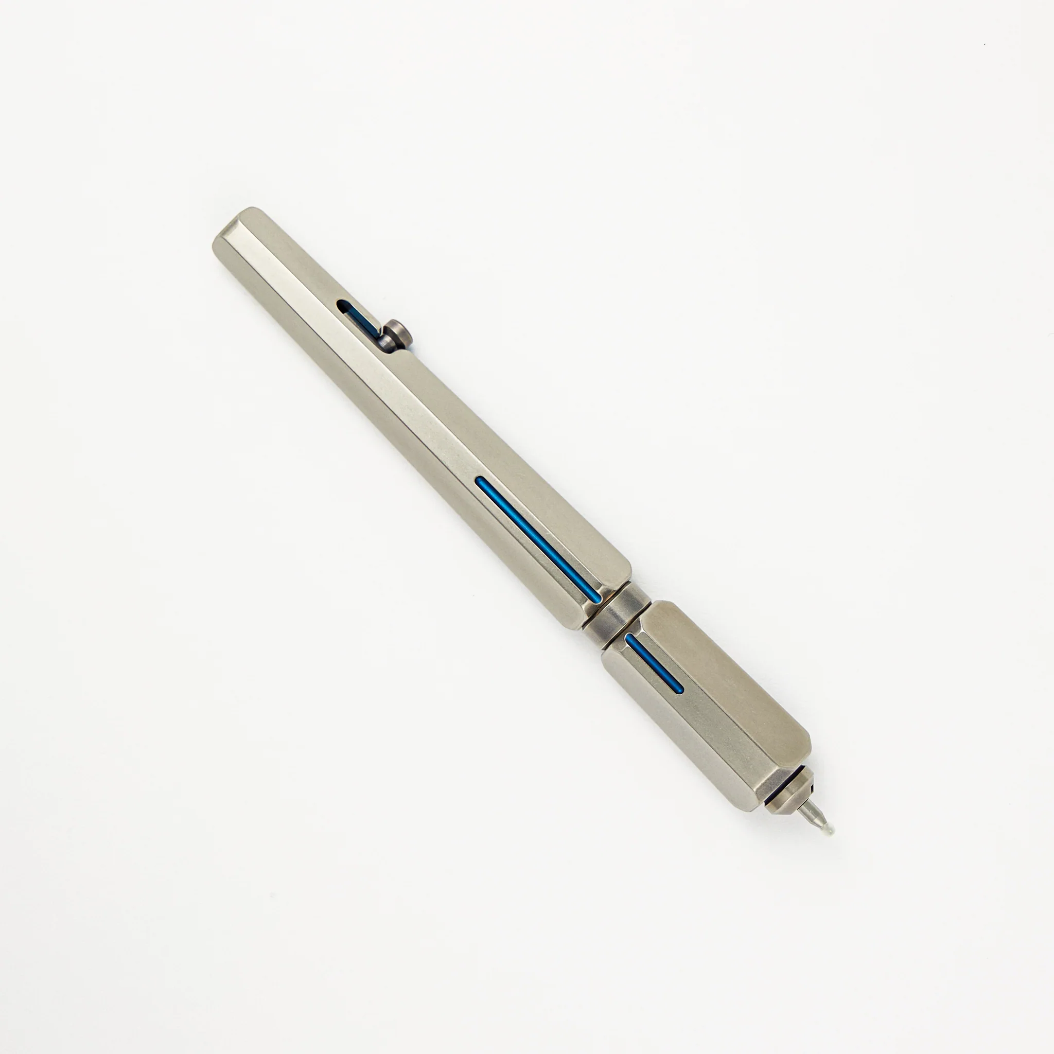 Marshal Bolt Action Pen - Titanium Alloy - Image 4