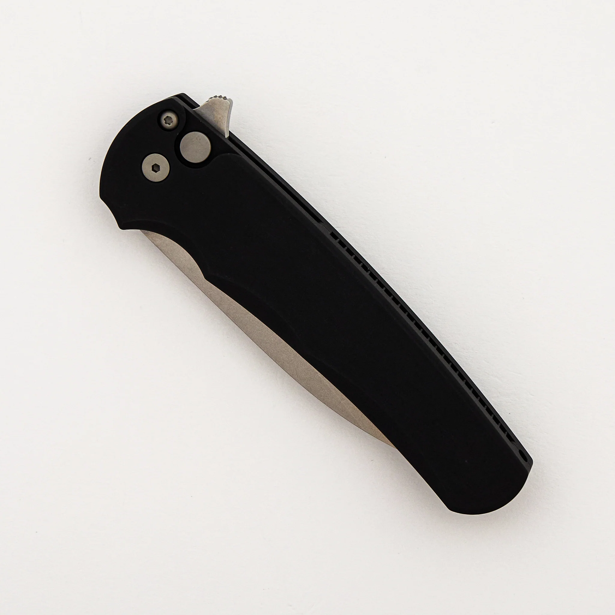 Malibu Flipper – 5301 - Solid Black Aluminum Handle - Stonewash MagnaCut Wharncliffe Blade - Image 3