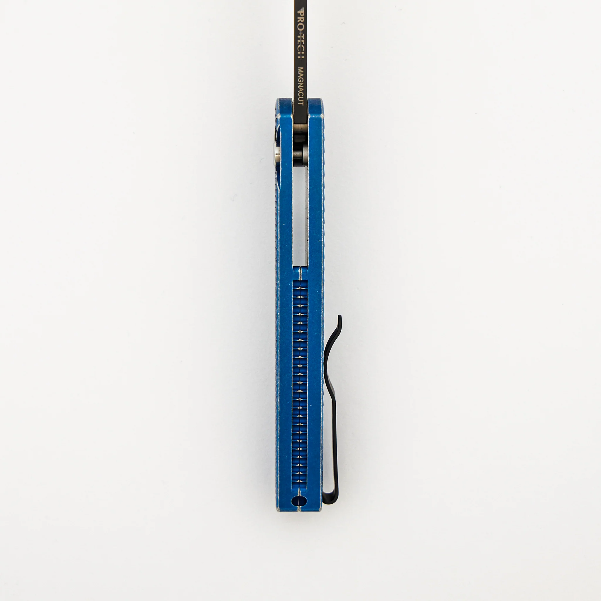 Malibu Flipper - 5436-BW Blue LTD - Blue Battleworn "Dragon Scale" Textured Handle - DLC Black MagnaCut Reverse Tanto Blade - Image 7