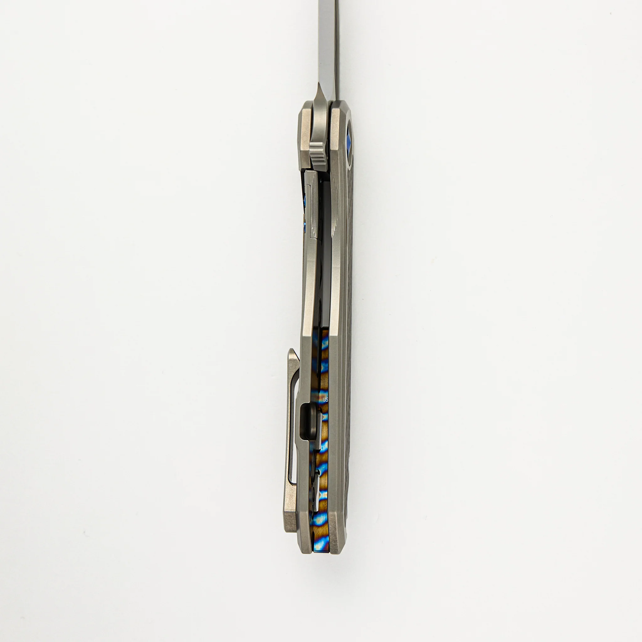 Marfione Custom Knives Super Sigil MK6 - Mirror Polish / Carbon Fiber Inlay M390 - Two-Tone Double Vapor Blast Ti W/ Carbon Fiber Inlay S/N 008 - Image 6