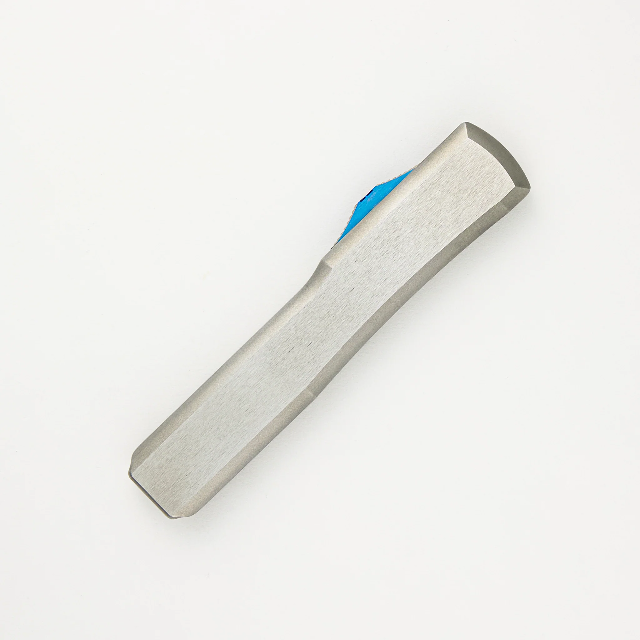 Marfione Custom Knives Ultratech D/E Mirror Polish Two-Tone Double Vapor Blast Stainless Steel W/ Ringed Hardware - Image 4