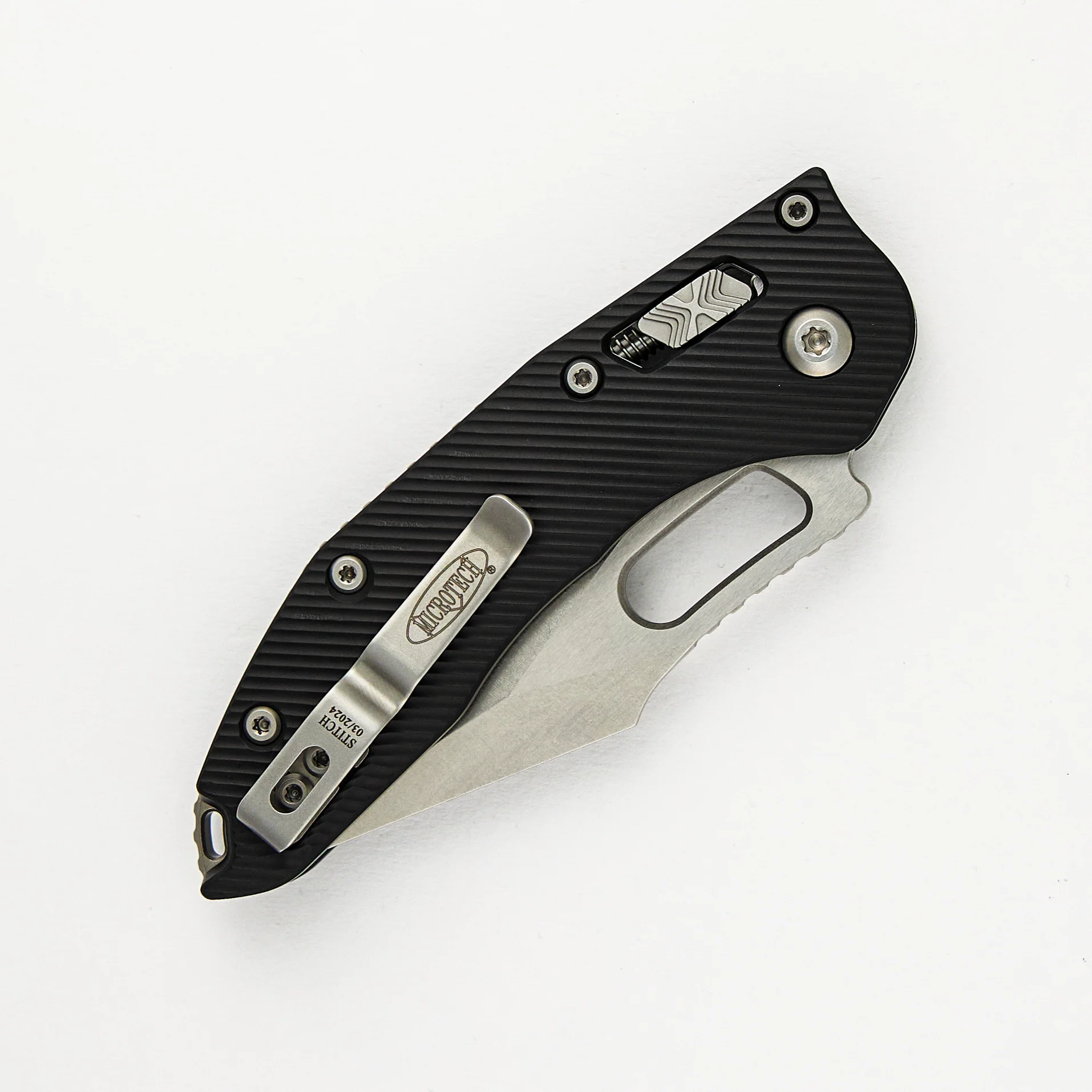 Stitch – RAM-LOK S/E Fluted Black Aluminum Stonewash Partial Serrated 169RL-11FL (Borka Blades Design) - Image 4