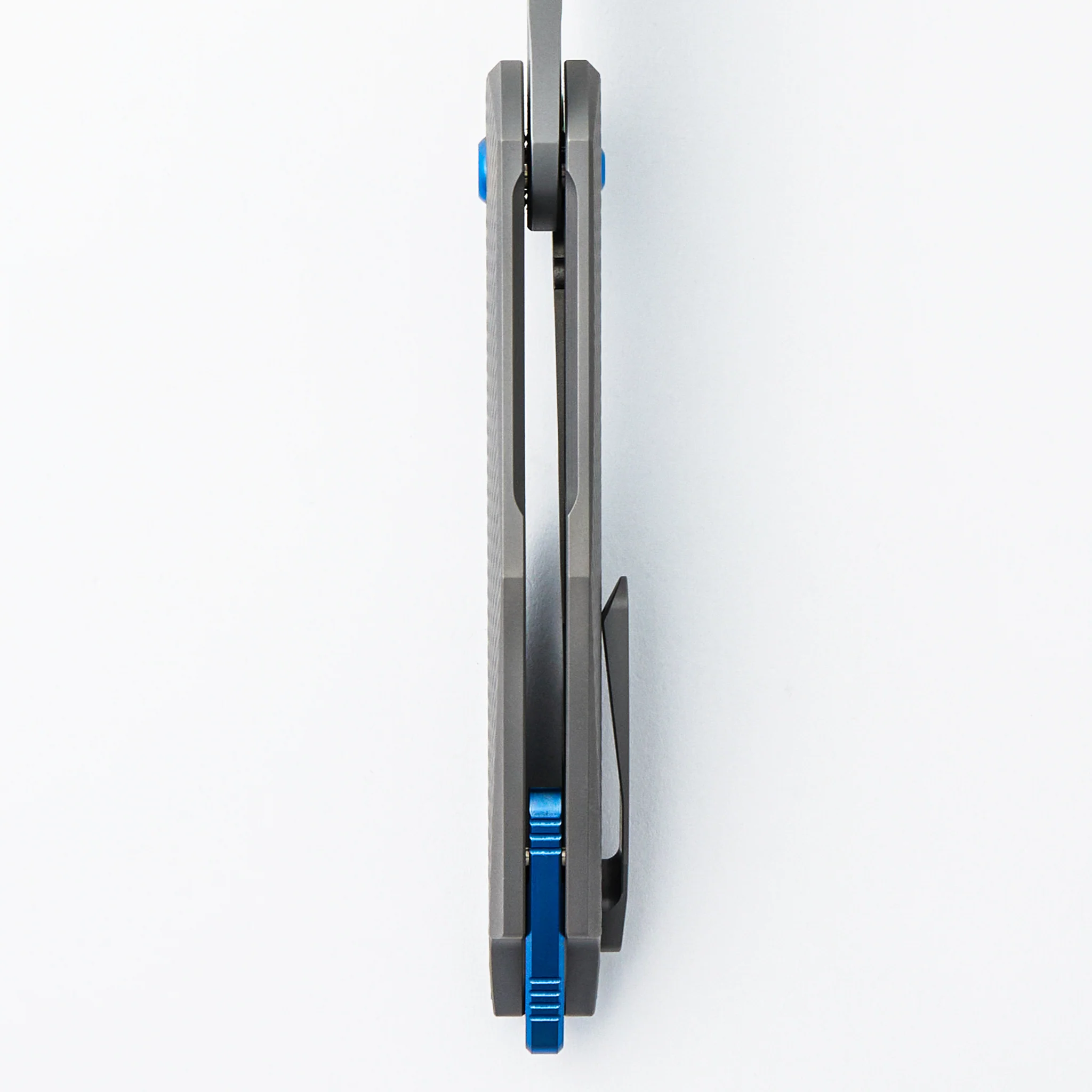Mini Arius - Corda Titanium Handle - Blue Hardware -  Burnished W/ Polished Flats M390 Blade - Image 7