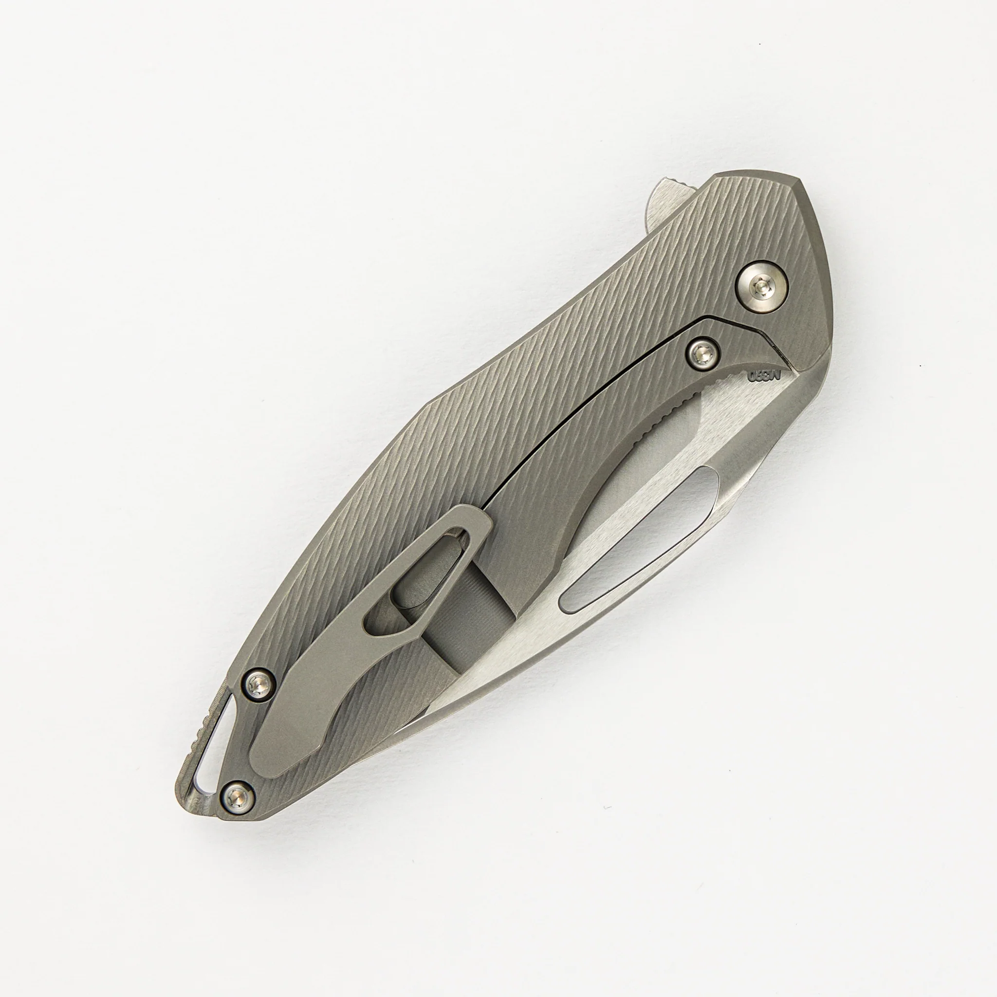 Mini Arius - Corda Titanium Handle - Silver Hardware - Burnished W/ Polished Flats M390 Blade - Image 4