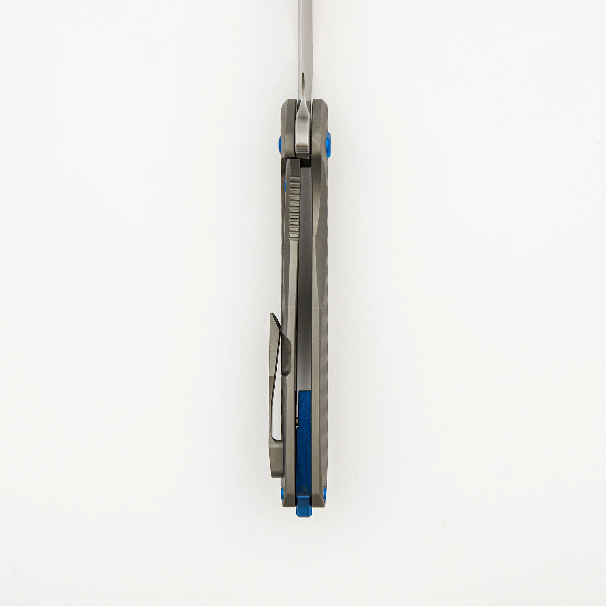 Mini Arius - Plexa Titanium Handle - Blue Hardware - Burnished W/ Polished Flats M390 Blade - Image 6