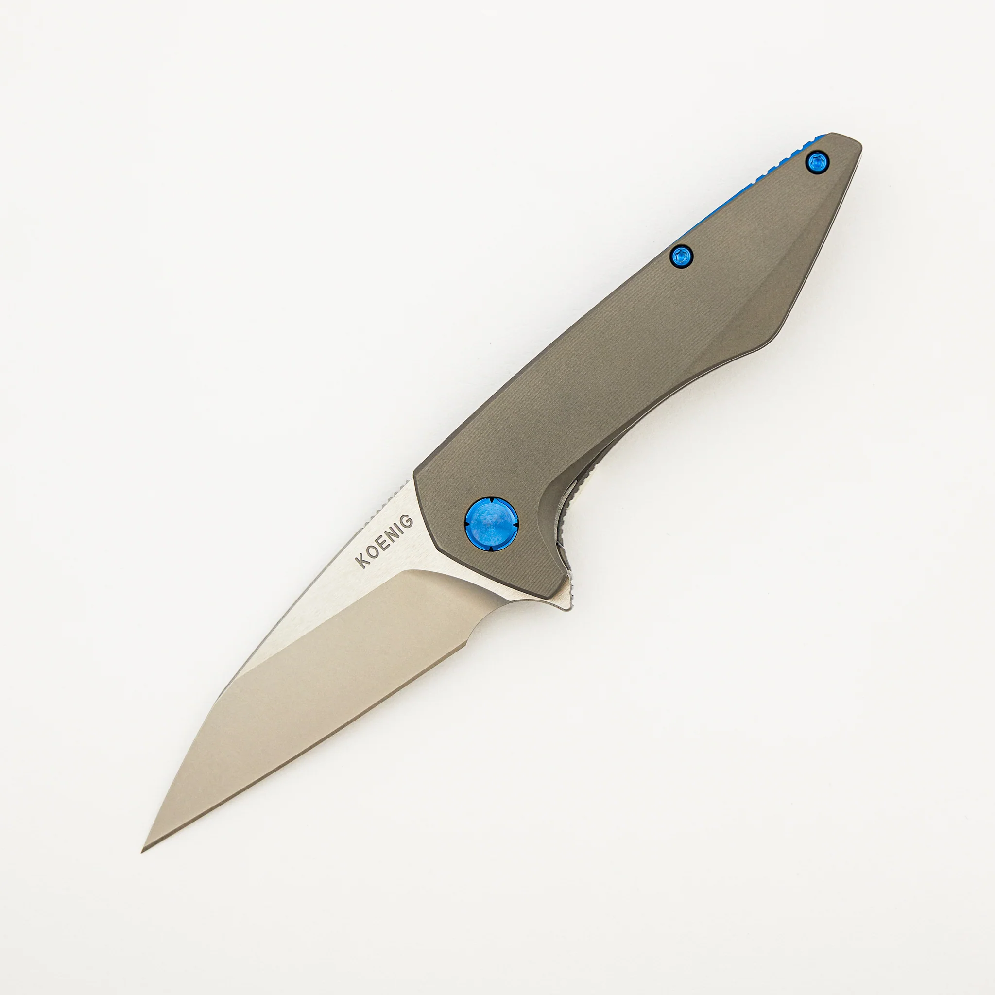 Mini Goblin - Smooth Titanium Handle - Blue Hardware - Brightwashed W/ Polished Flats M390 Blade