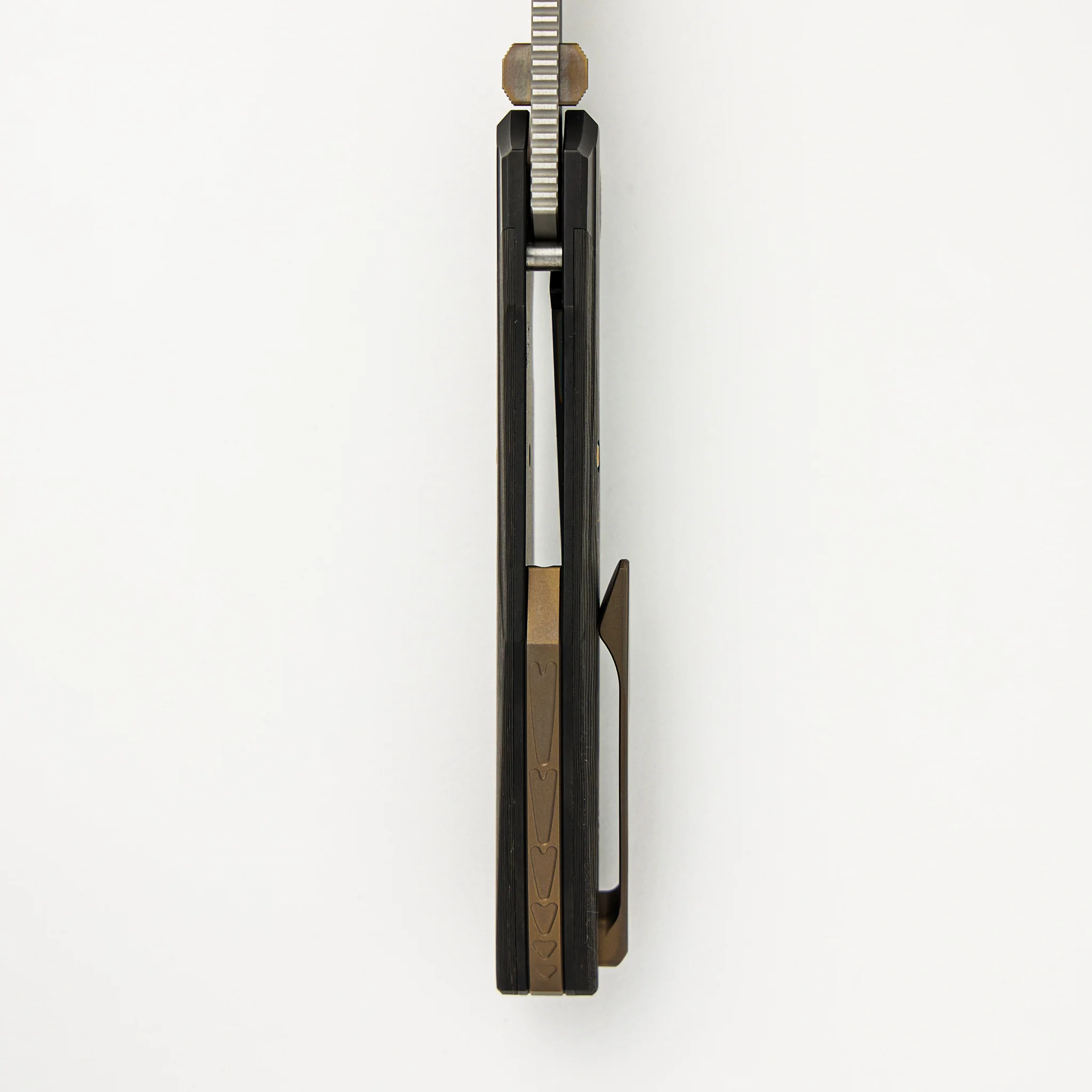 Voodoo - Black PVD/Light Stonewash Ti/Gold Camo Carbon Fiber Handle - Belt Satin M390 Blade - Image 7