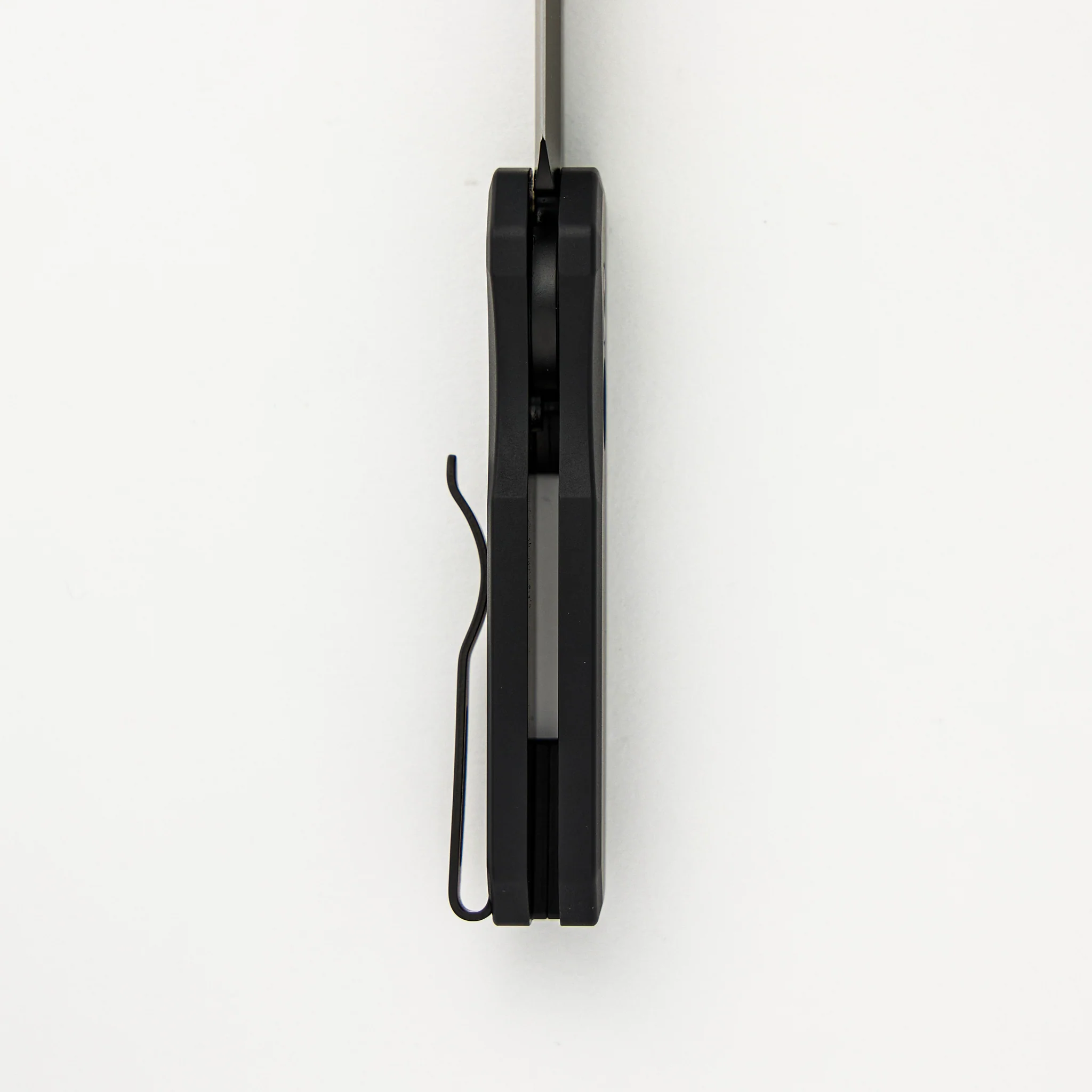 Runt 5 – Smooth Black Aluminum Handle – DLC Black Magnacut Reverse Tanto Blade – R5403 - Image 6