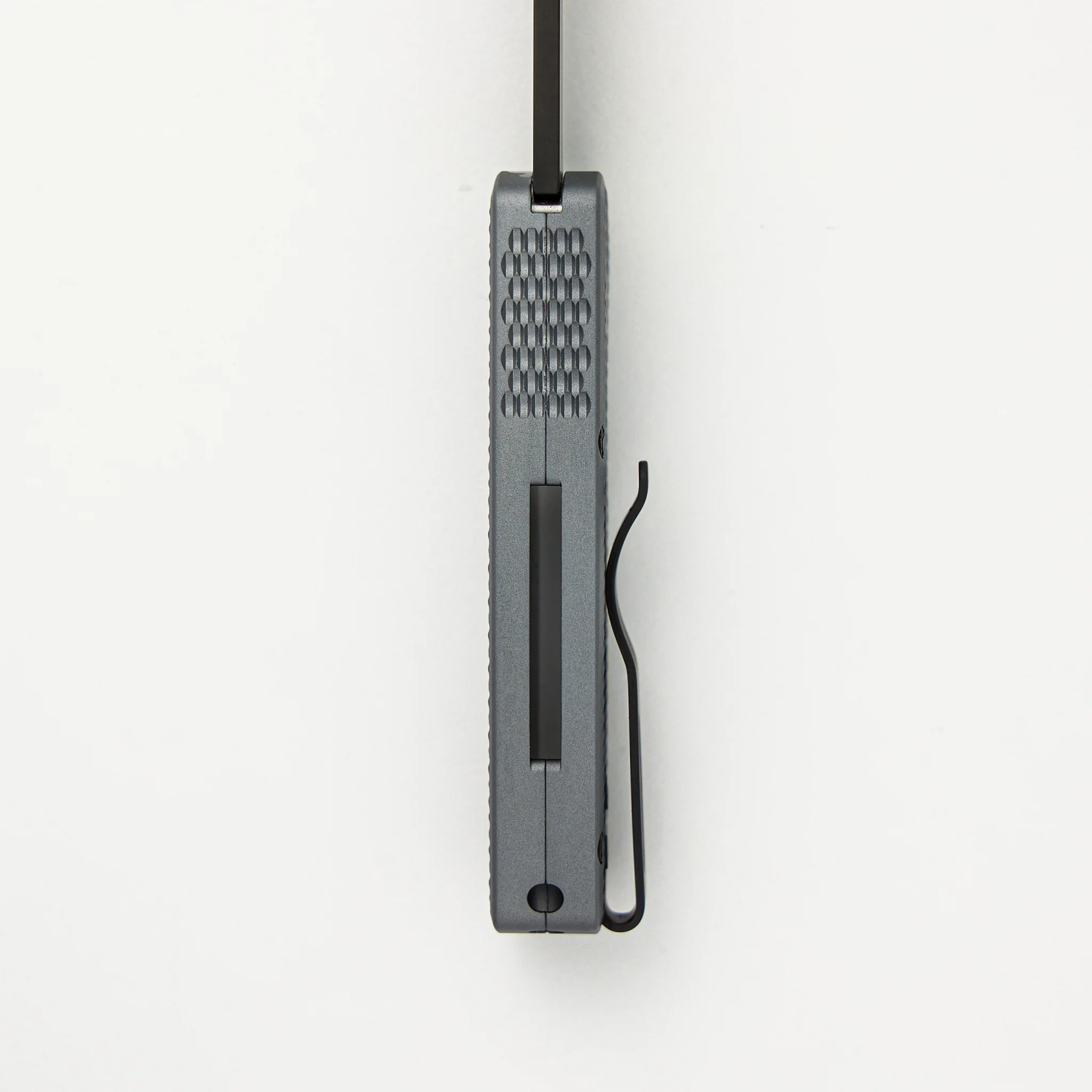 Runt 5 – Textured Grey Aluminum Handle – DLC Black Magnacut Reverse Tanto Blade – R5406-GREY - Image 7