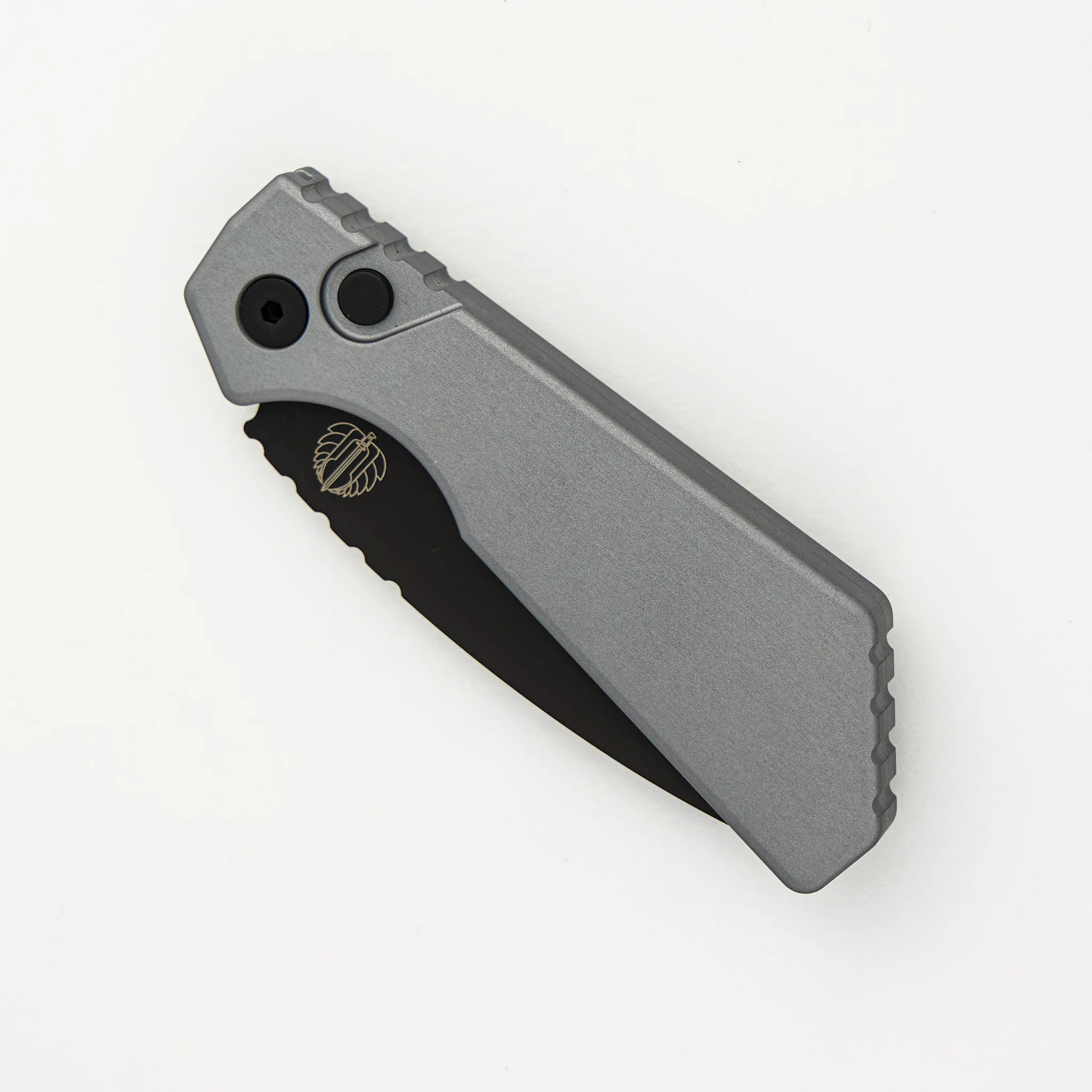 Strider PT+ Auto PT203-GREY β Grey Aluminum Handle - DLC Black MagnaCut Blade - Image 3