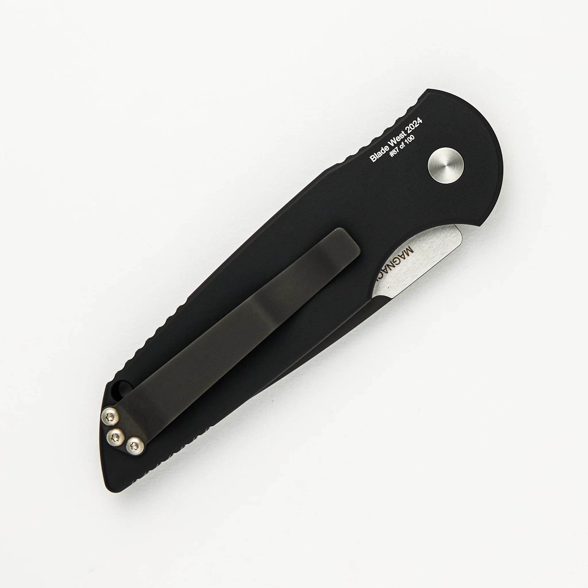 TR-3 - 2024 BLADEWEST.03 - Black Handle W/ Grooves - 2-Tone DLC MagnaCut Blade - Image 4