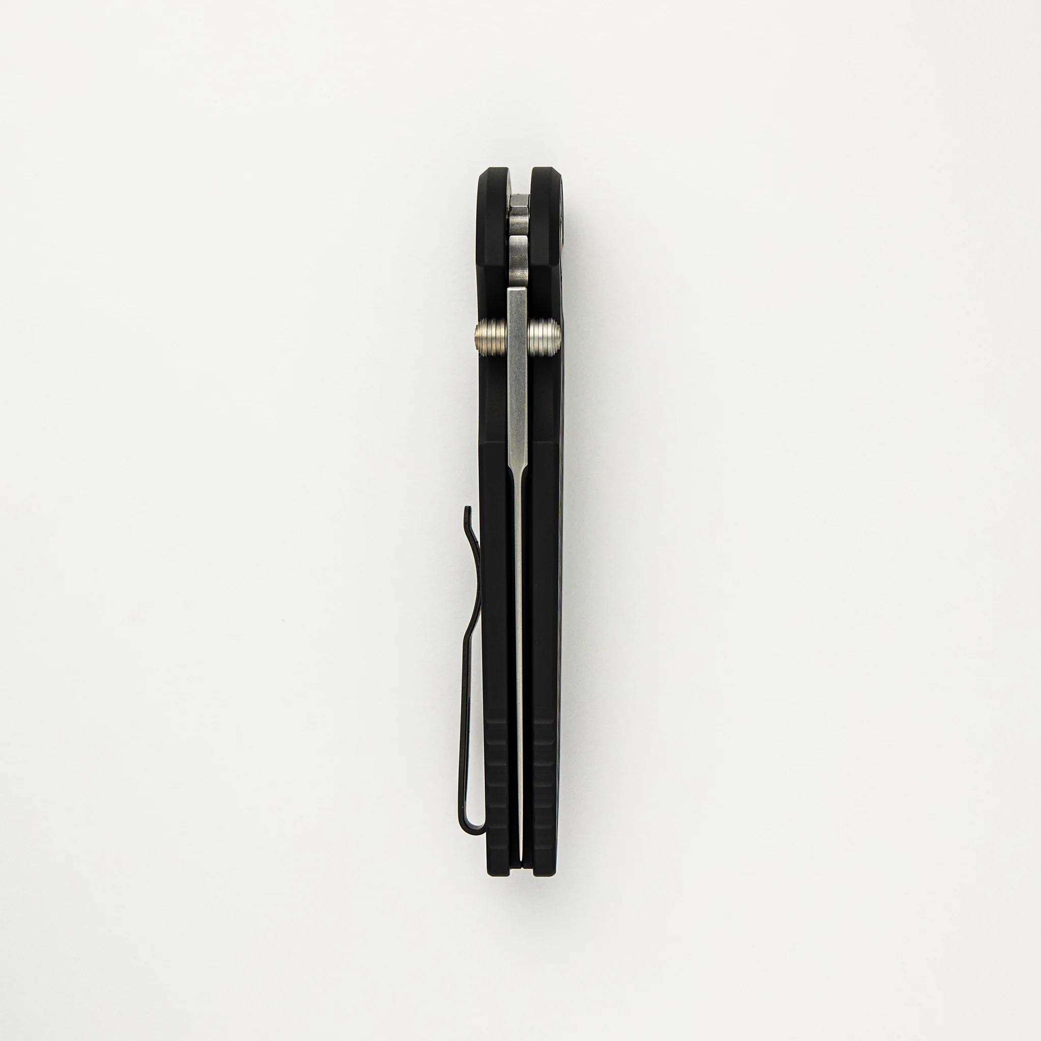TR-3 Integrity - "Reptile" Textured Black Handle - S35VN Blade - INT105-REPTILE - Image 5