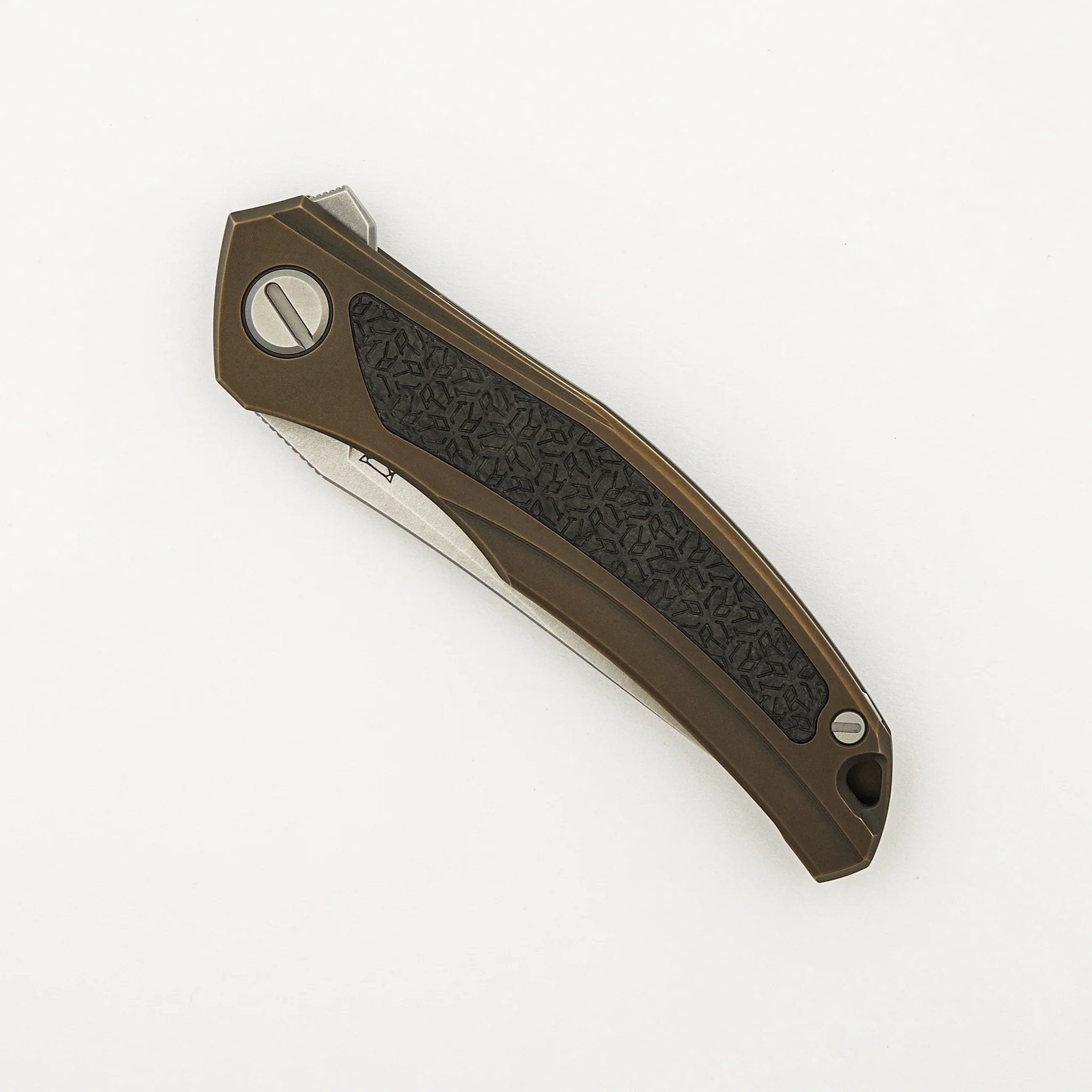 "R1 Edition" Ursus Quantum NL - Cromax PM Blade - Bronze Titanium Handle - R1 Pattern Carbon Fiber Inlay - MRBS - Image 3