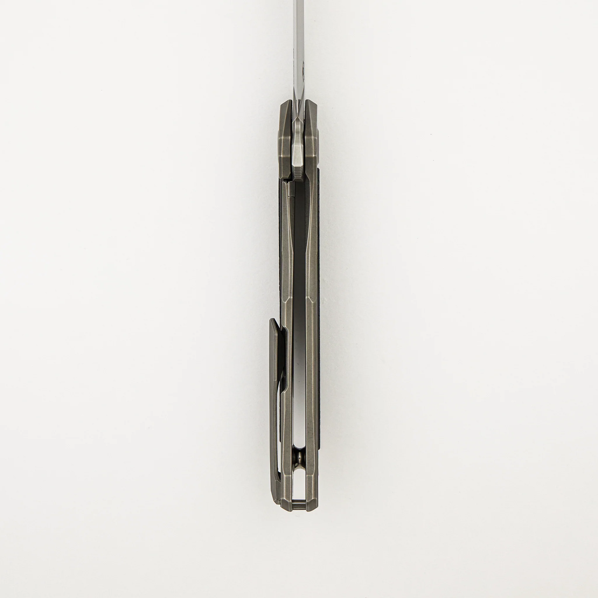"R1 Edition" Ursus Quantum NL - Cromax PM Blade - Titanium Handle - R1 Pattern Carbon Fiber Inlay - MRBS - Image 6