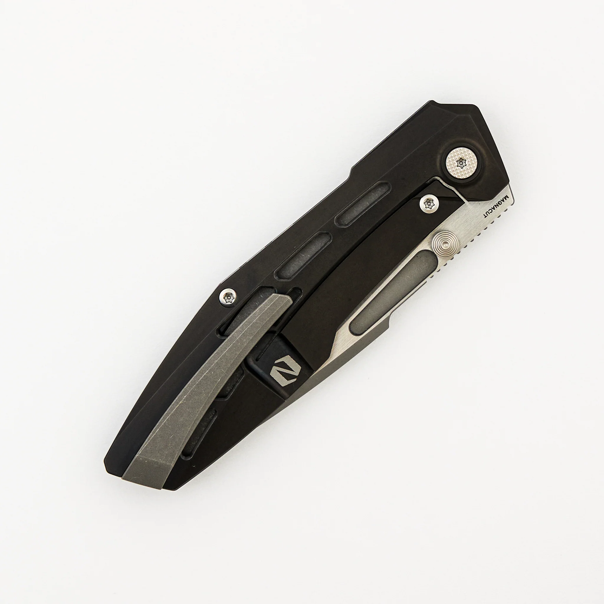 Raiden R2 - Aero Titanium Black PVD Handle - Dark Stonewash W/ Satin Flats MagnaCut Blade - Image 4