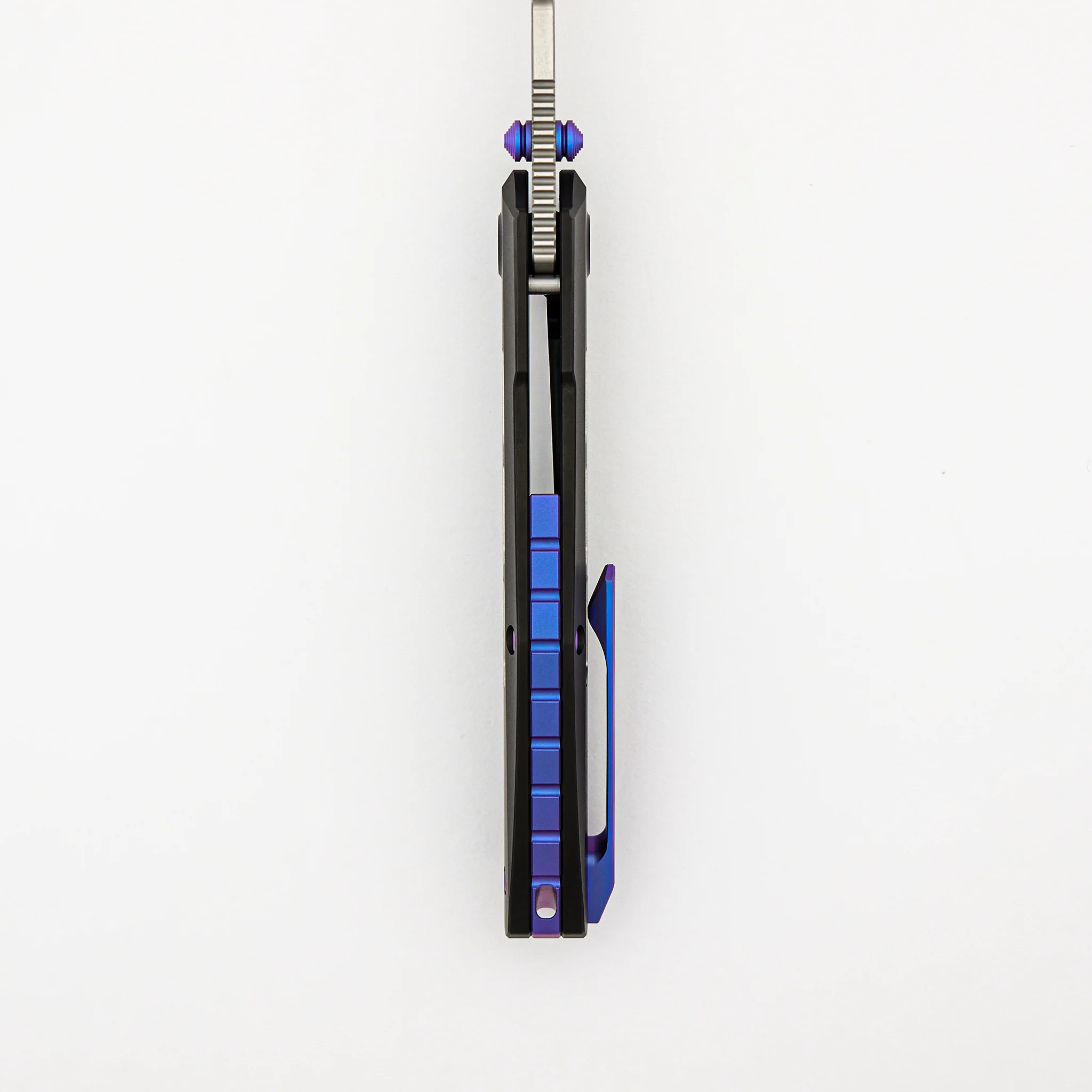 Raiden R2 - Aero Titanium Black PVD Handle - Hand Rubbed Satin MagnaCut Blade - Image 7