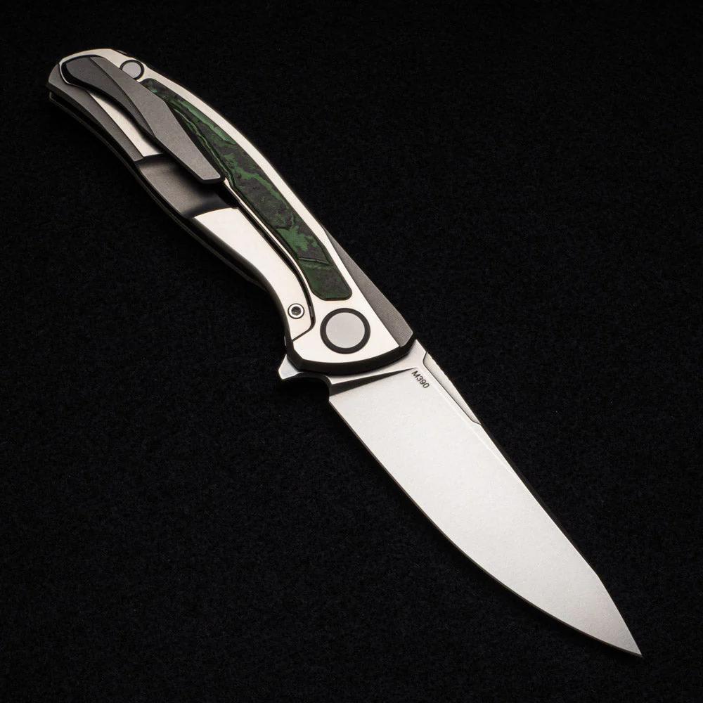 F95R NL – M390 BLADE – STONEWASHED TITANIUM HANDLE W- “JUNGLE WEAR” CARBON FIBER INLAY- MRBS - Image 2
