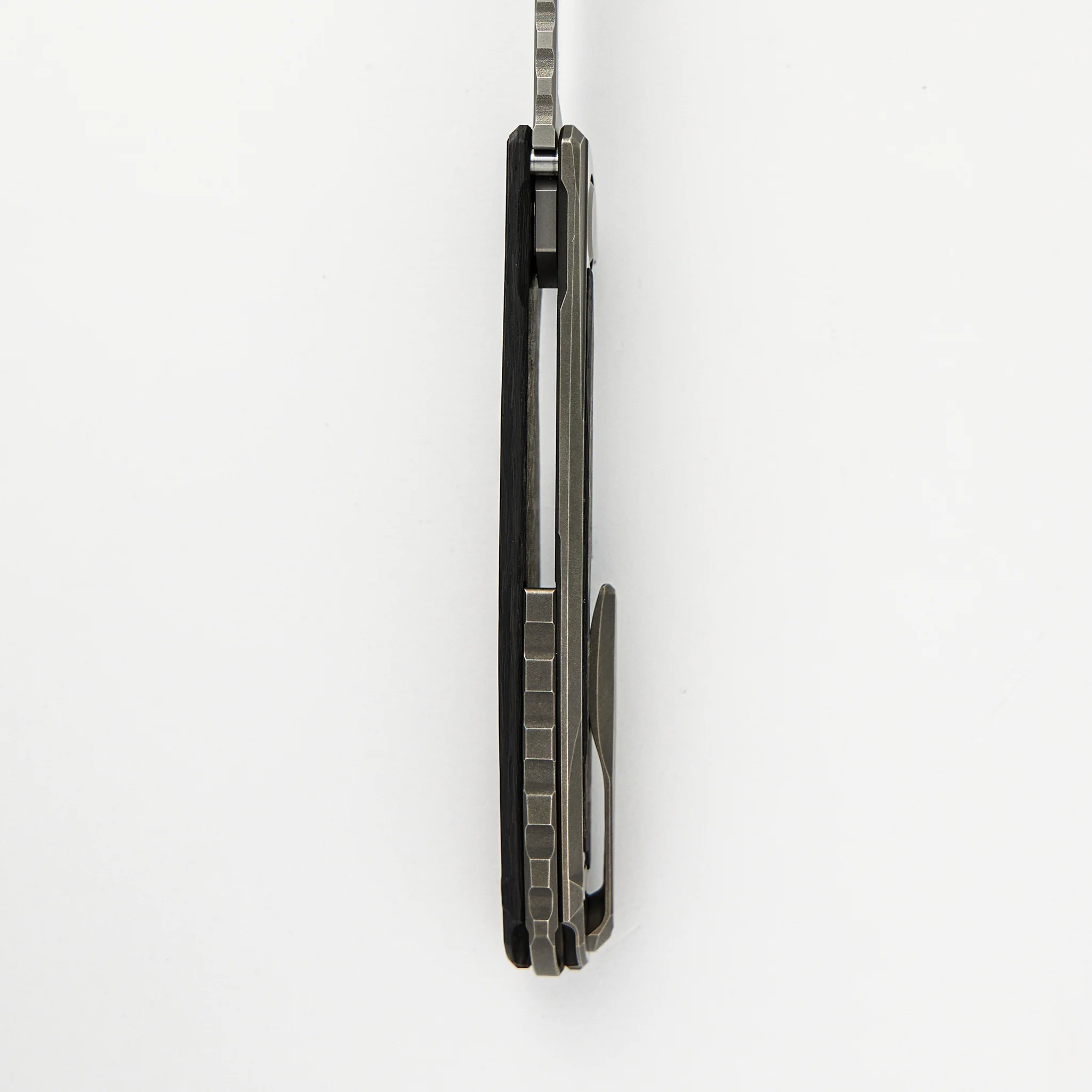 Hati Gen 3 - M390 Blade - Titanium / Black TechnoCarbo Handle - MRBS - Image 7