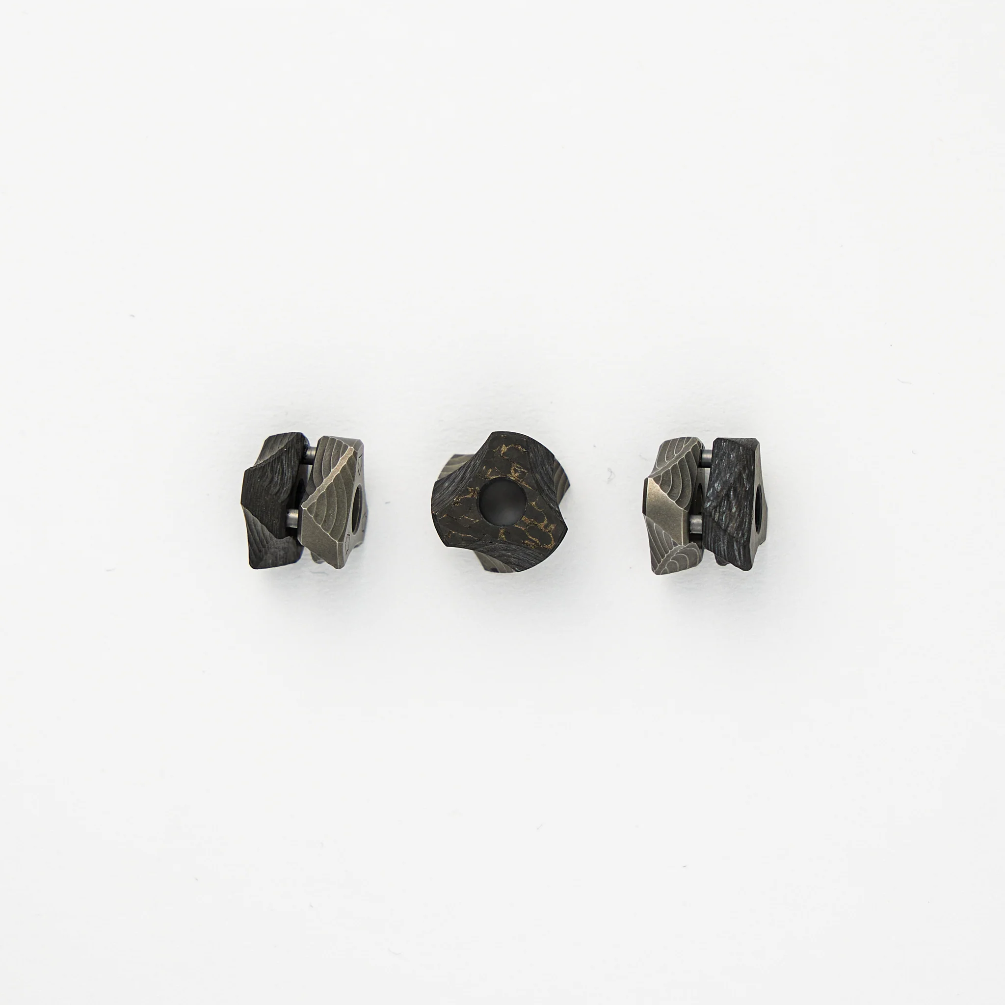 HELIX BEAD – TECHNOCARBO/TITANIUM