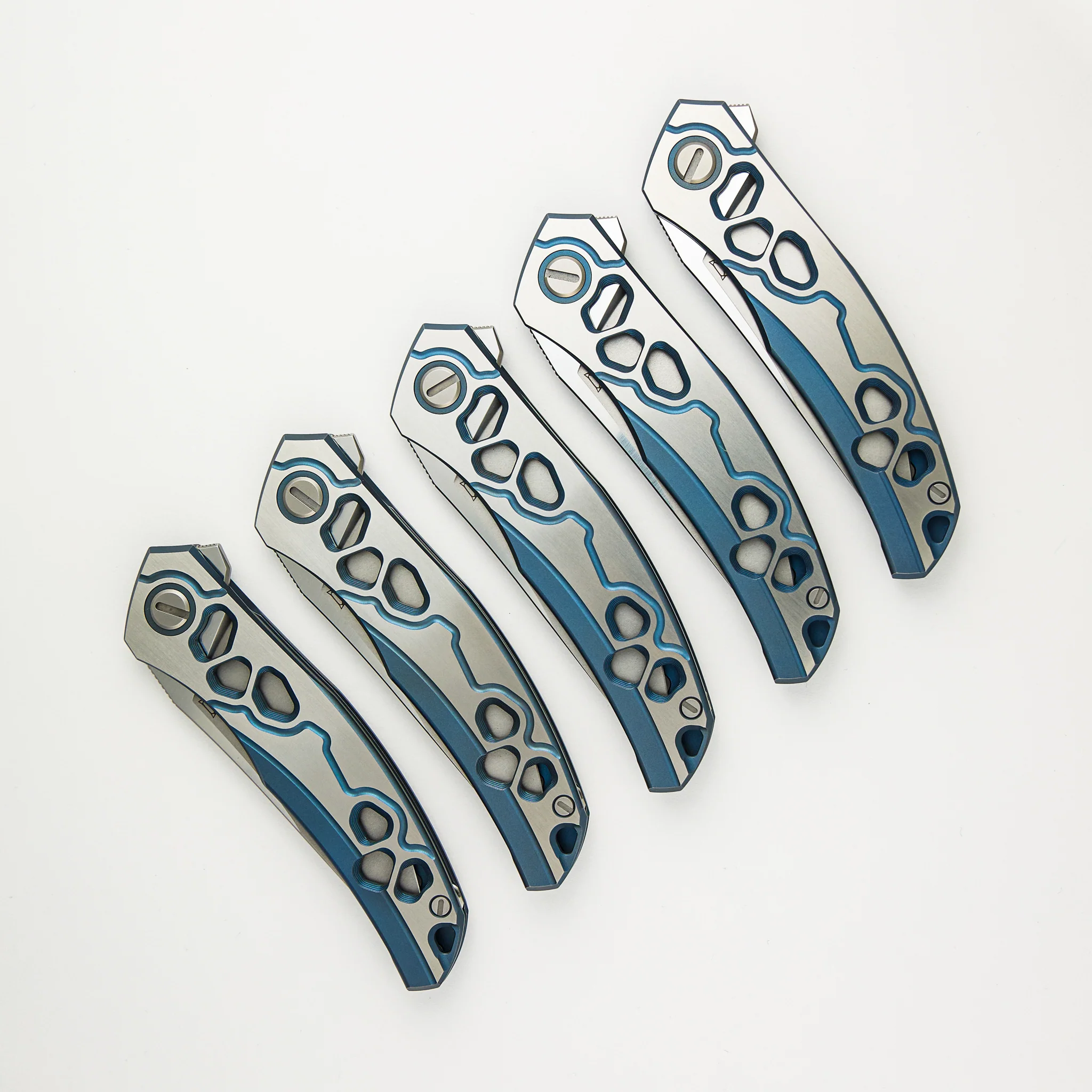 Shirogorov Knives / Alexey Konygin Quantum “Cybonic Plague” – Cromax PM Blade - Satin/Blue – MRBS - Completed - Image 10