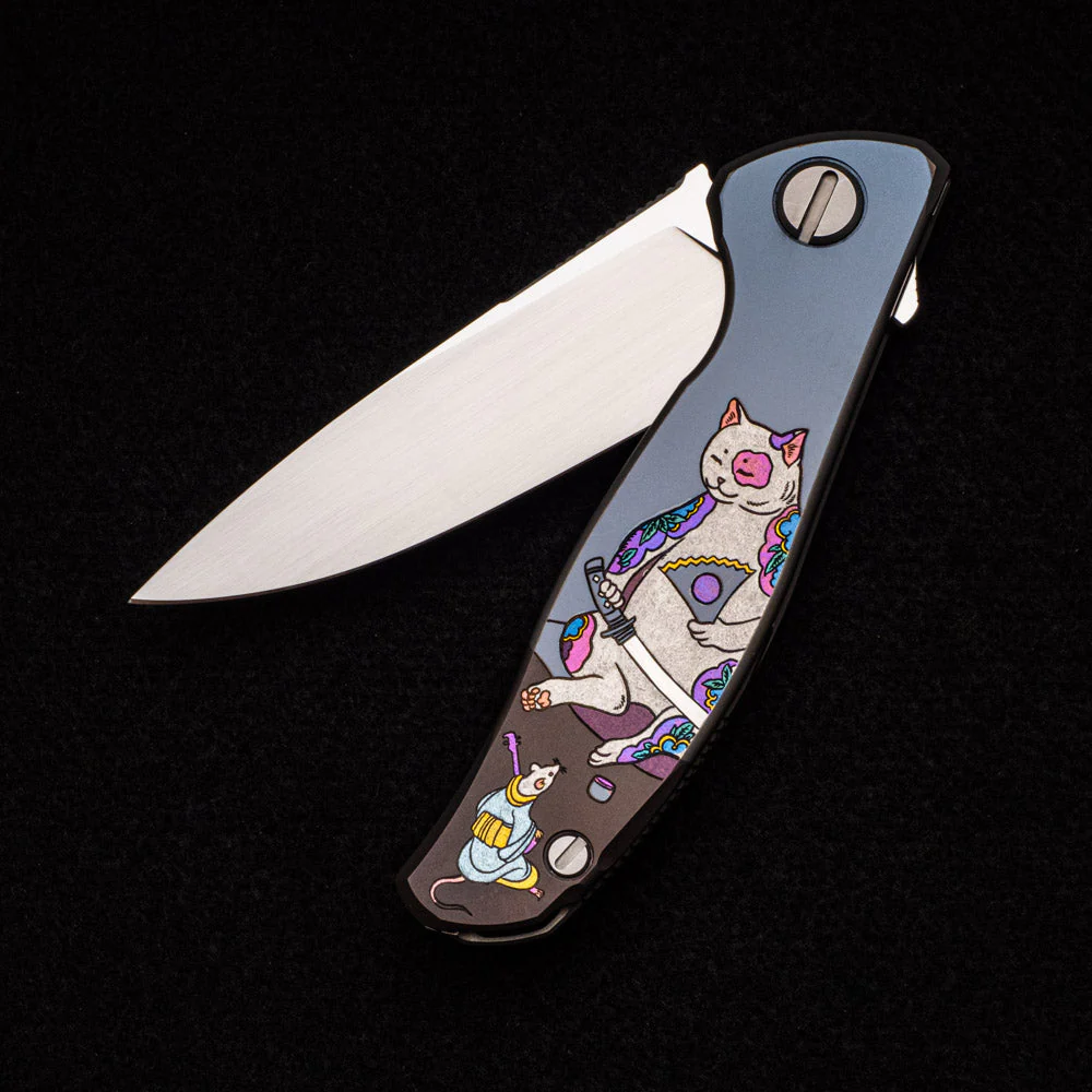 SHIROGOROV KNIVES - MAD RUSSIAN CUSTOM ART EDITION "SAMURAI CAT SMILE" F95 FLIPPER - M390 BLADE - TITANIUM HANDLE - MRBS - Image 3