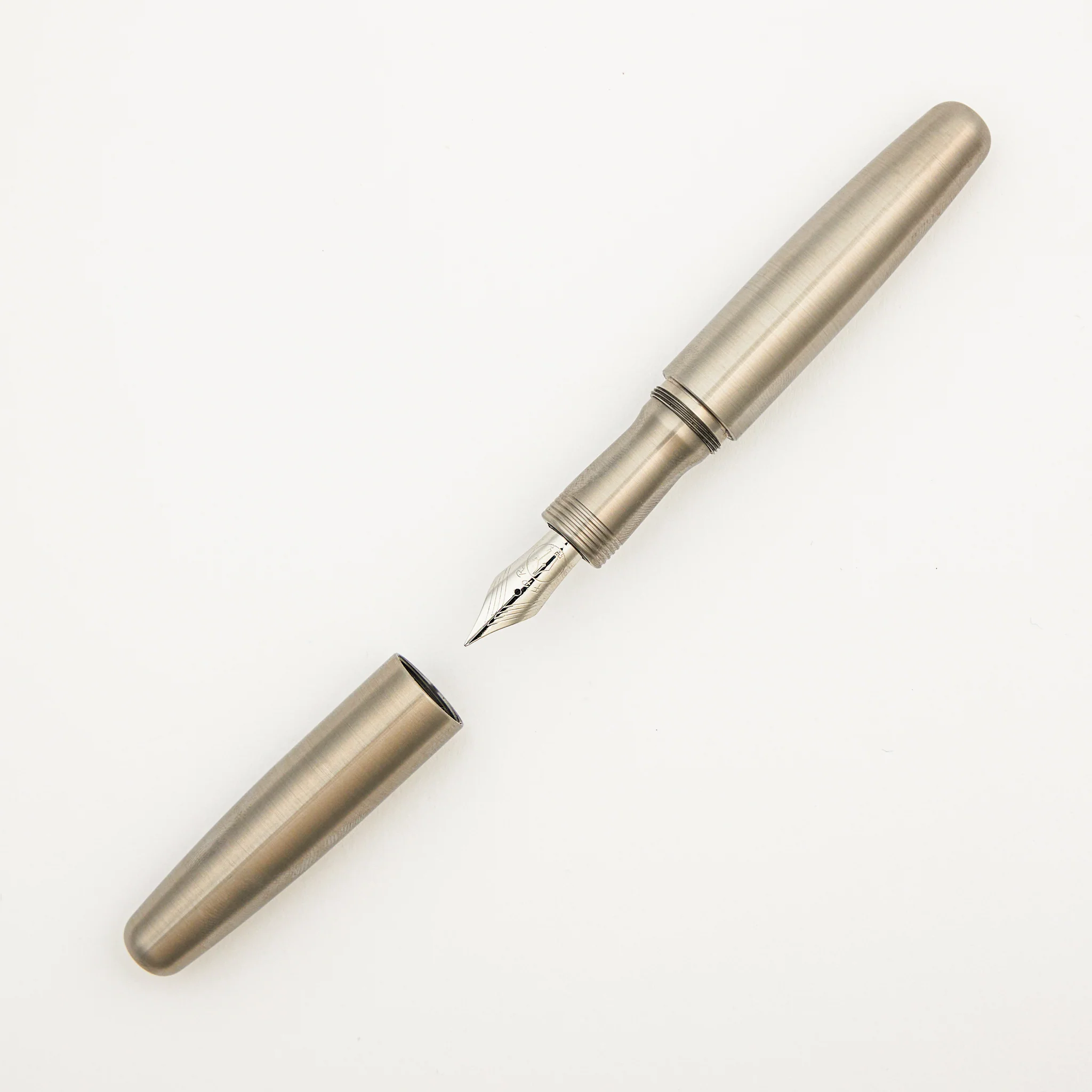 Shonk Fountain Pen - Titanium - Satin Finish
