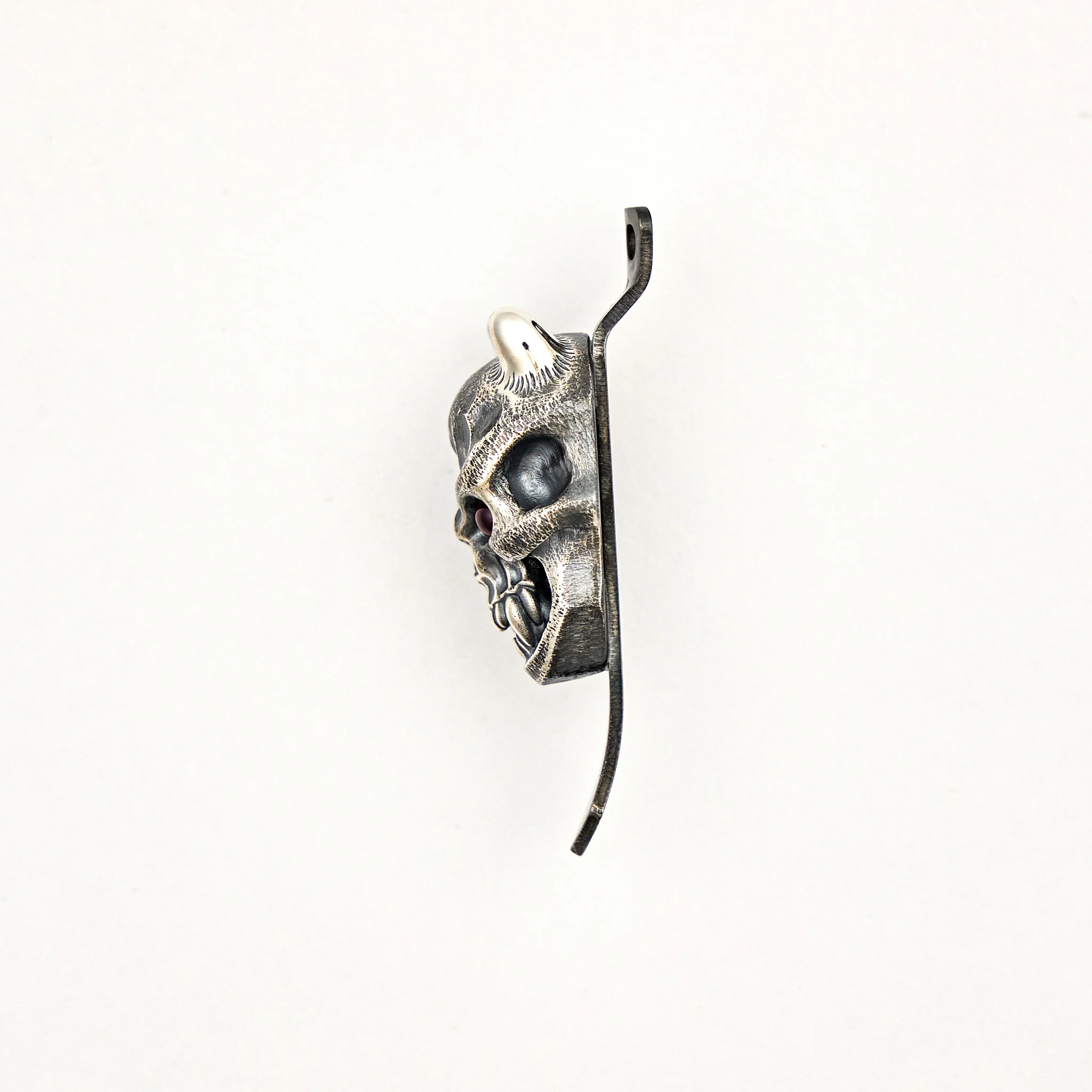 Silver Vigilant Hannya W/ Red Eyes Torch Clip - Image 3
