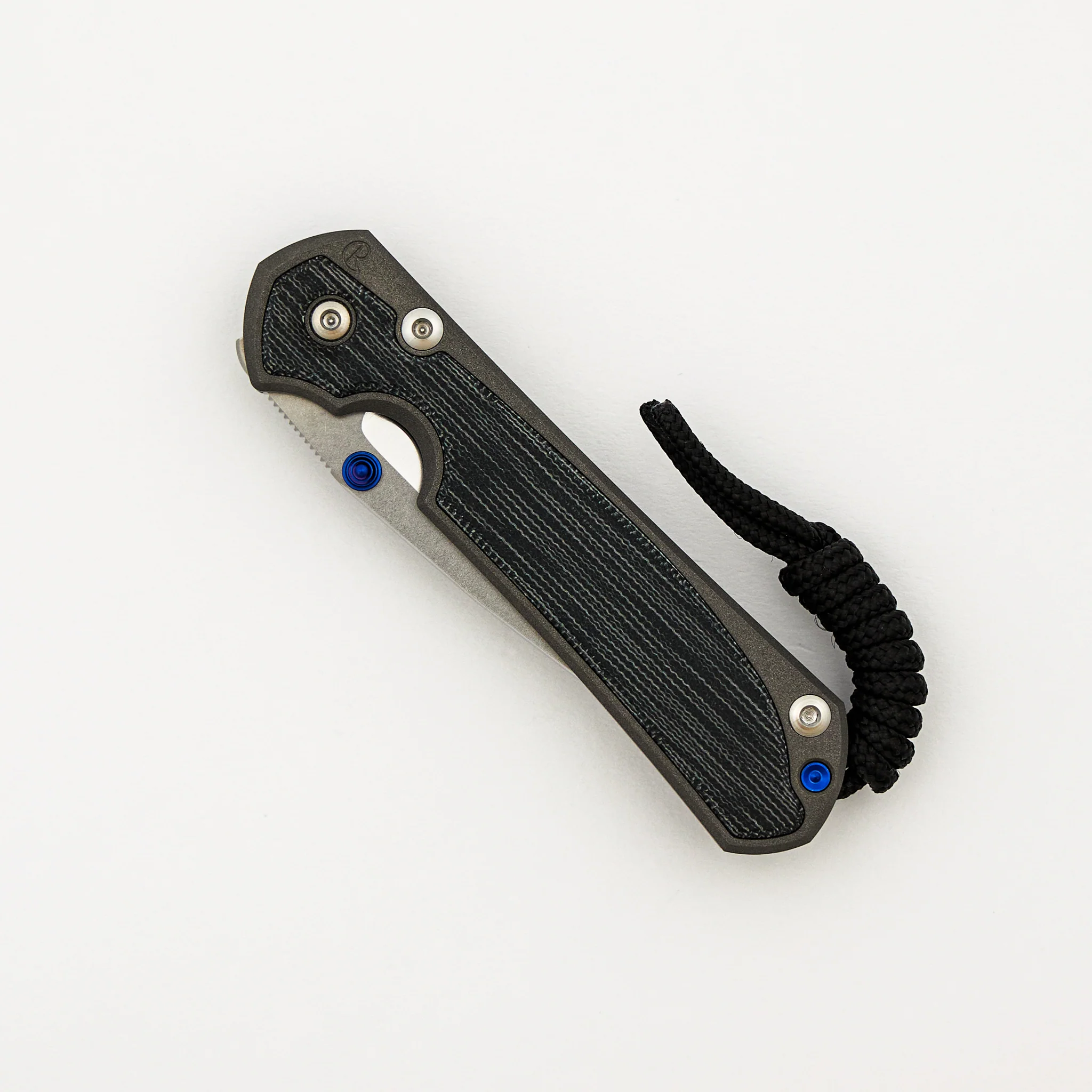 Small Sebenza 31 - Black Canvas Micarta Inlay - Polished CPM MagnaCut Blade – Blue Double Thumb Lugs - Image 3