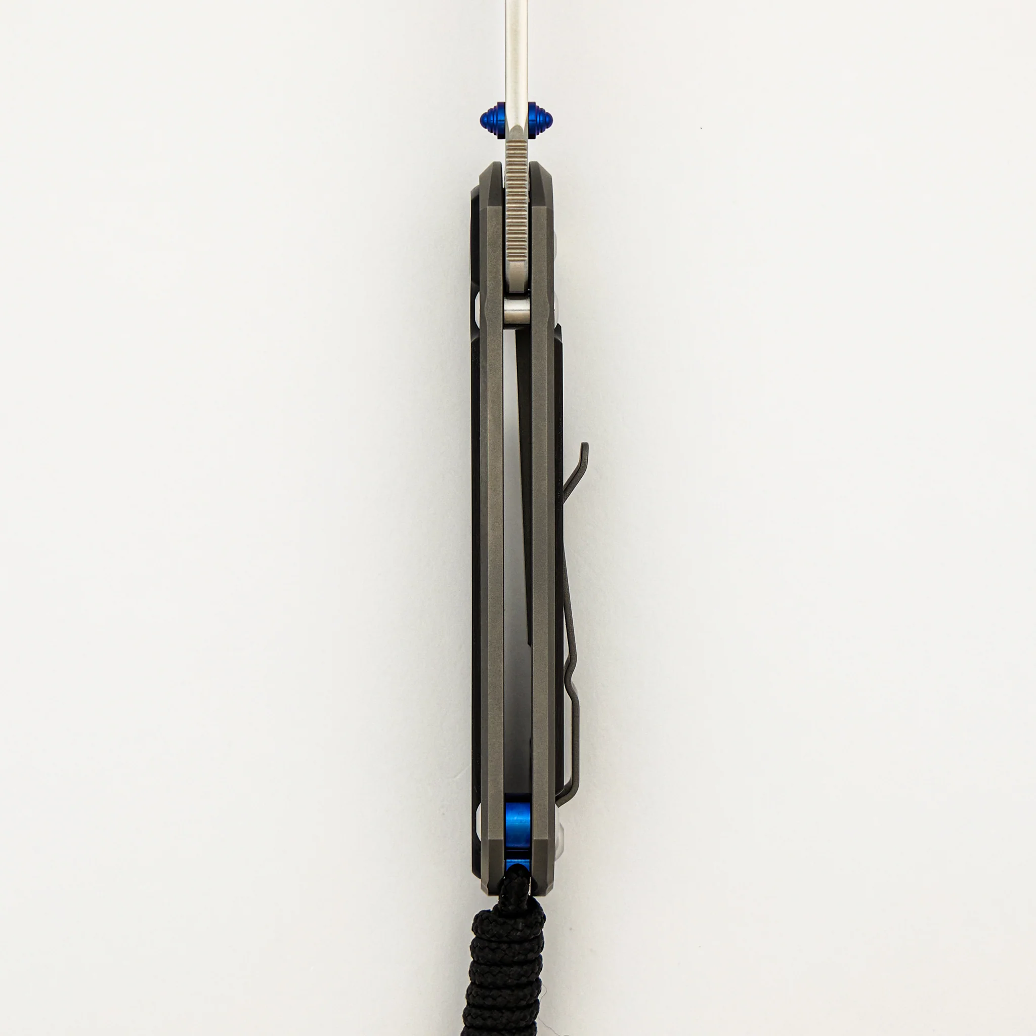 Small Sebenza 31 - Bog Oak Inlay W/ Polished Handle - Drop Point Polished CPM MagnaCut Blade - Blue Double Thumb Lugs - Image 14
