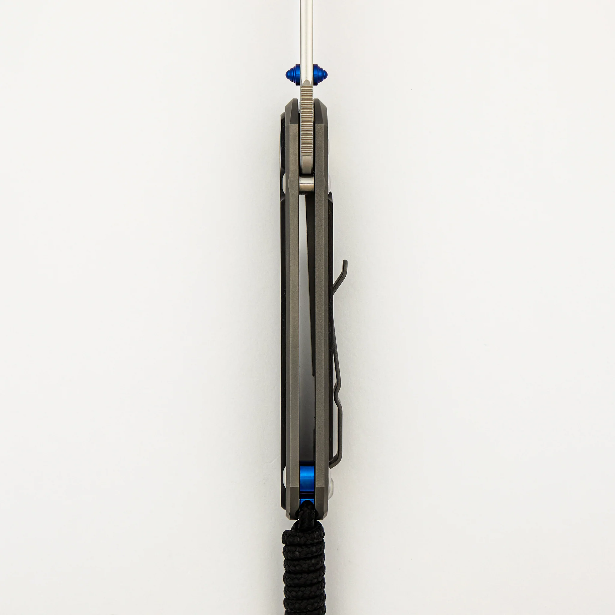 Small Sebenza 31 - Bog Oak Inlay W/ Polished Handle - Drop Point Polished CPM MagnaCut Blade - Blue Double Thumb Lugs - Image 7