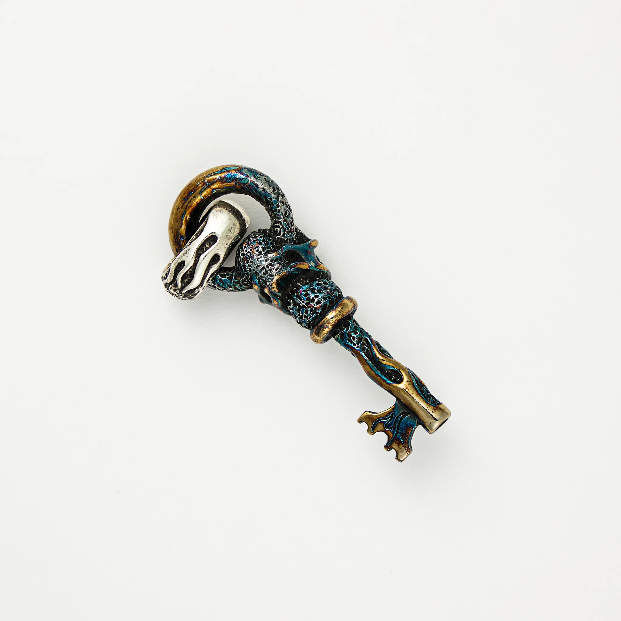 Hot Head Slickster Key W/ Flame Link Pendant - Image 2